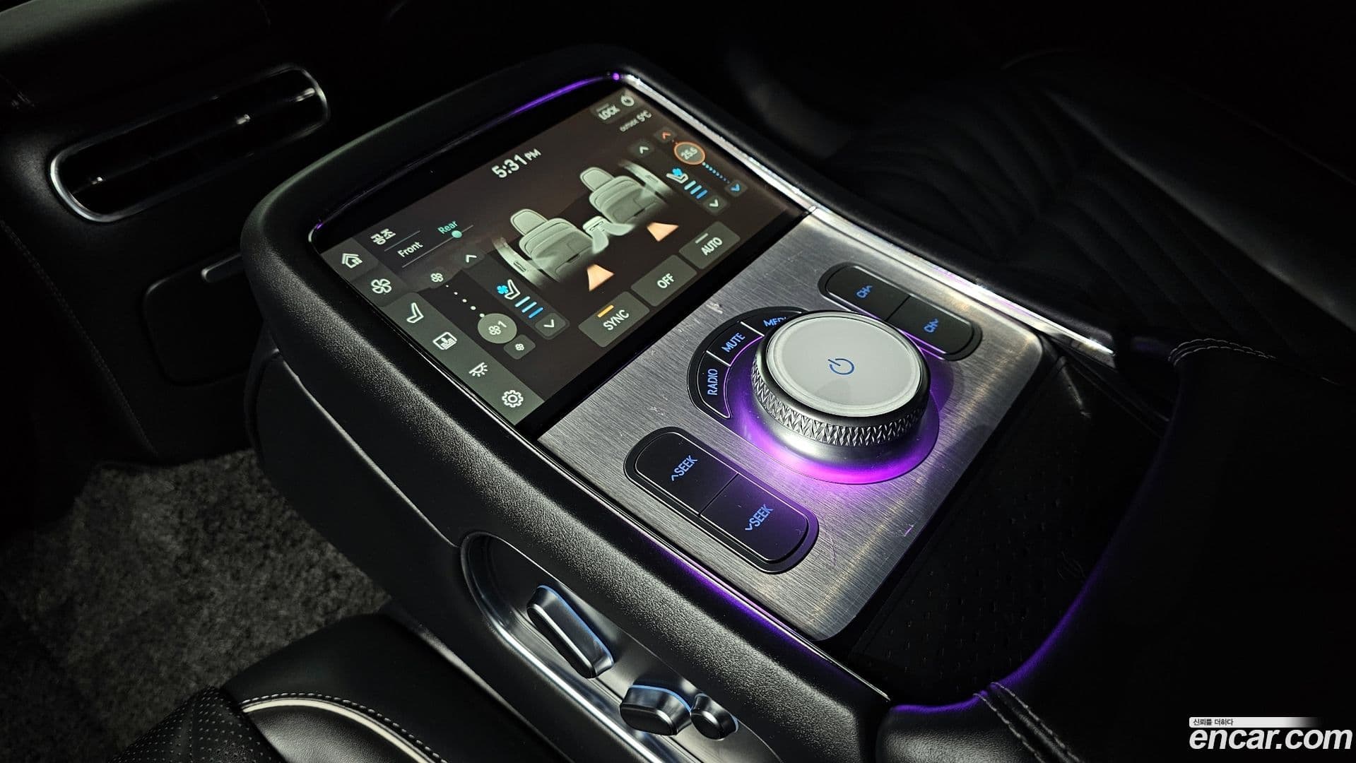 Main__Slider__Photo:G90 Genesis 2022.7-16