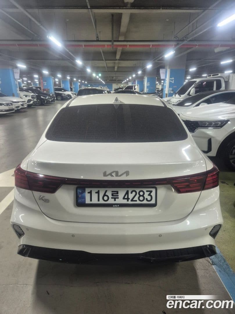Main__Slider__Photo:K3 Kia 2022.1-3