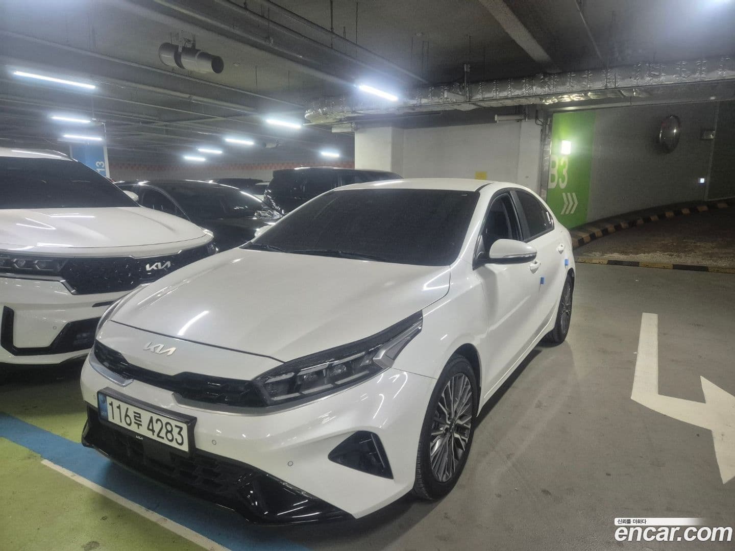 Main__Slider__Photo:K3 Kia 2022.1-4