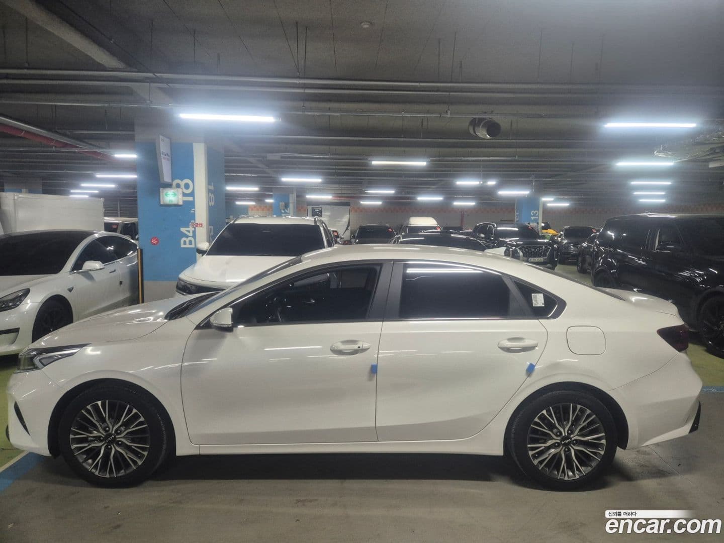 Main__Slider__Photo:K3 Kia 2022.1-16