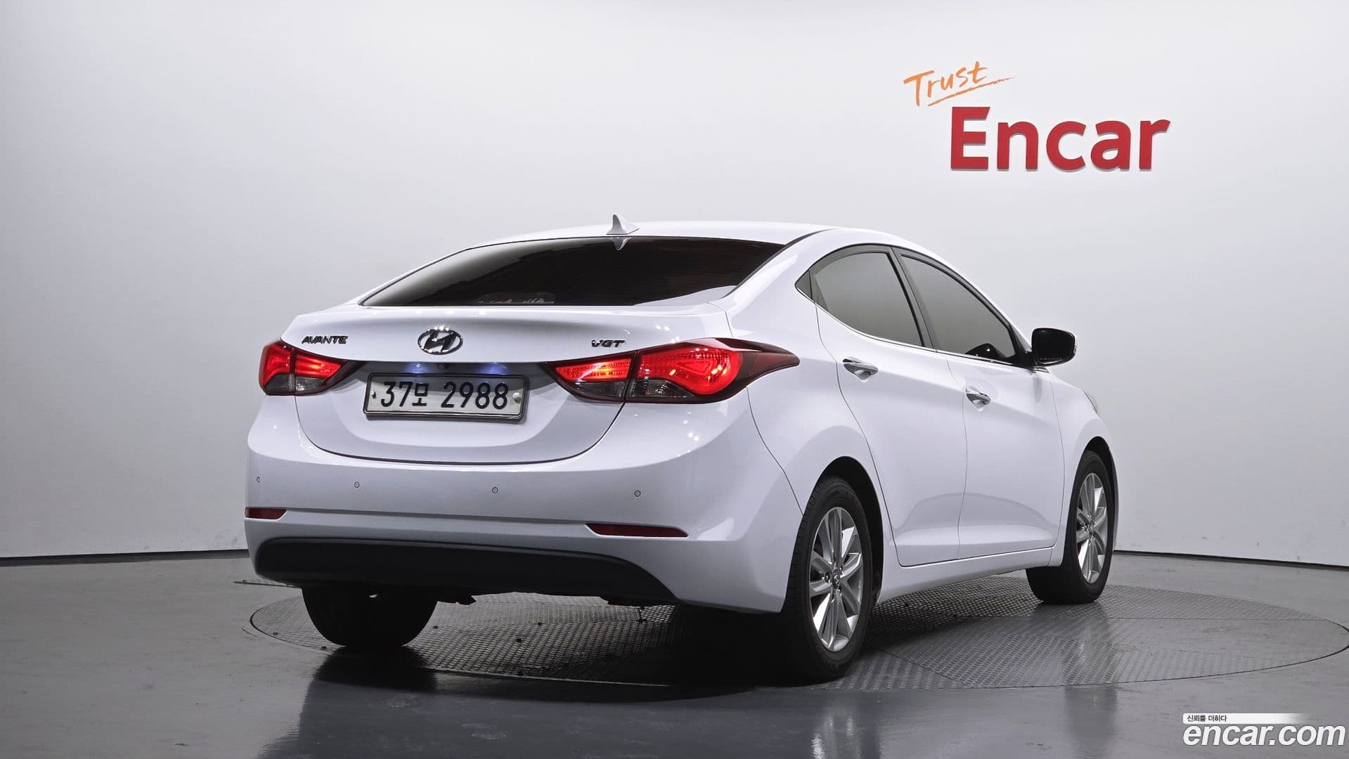 Main__Slider__Photo:AVANTE Hyundai 2015.1-1