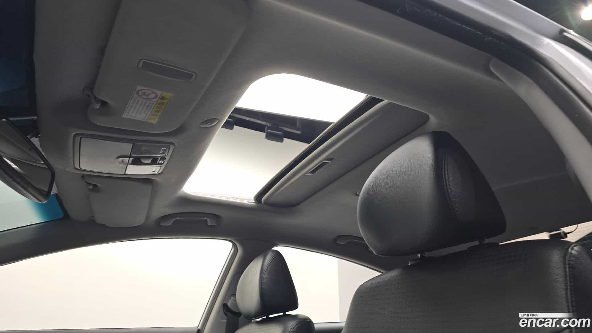 AVANTE Hyundai 2015.1-OPTION-024