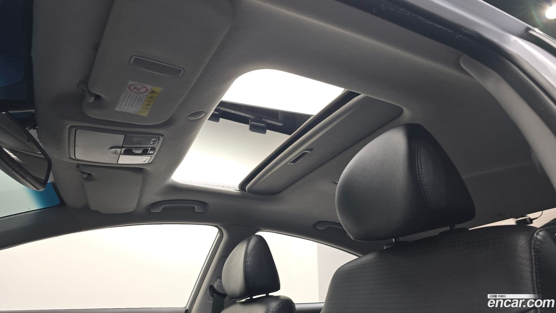 Main__Slider__Photo:AVANTE Hyundai 2015.1-19