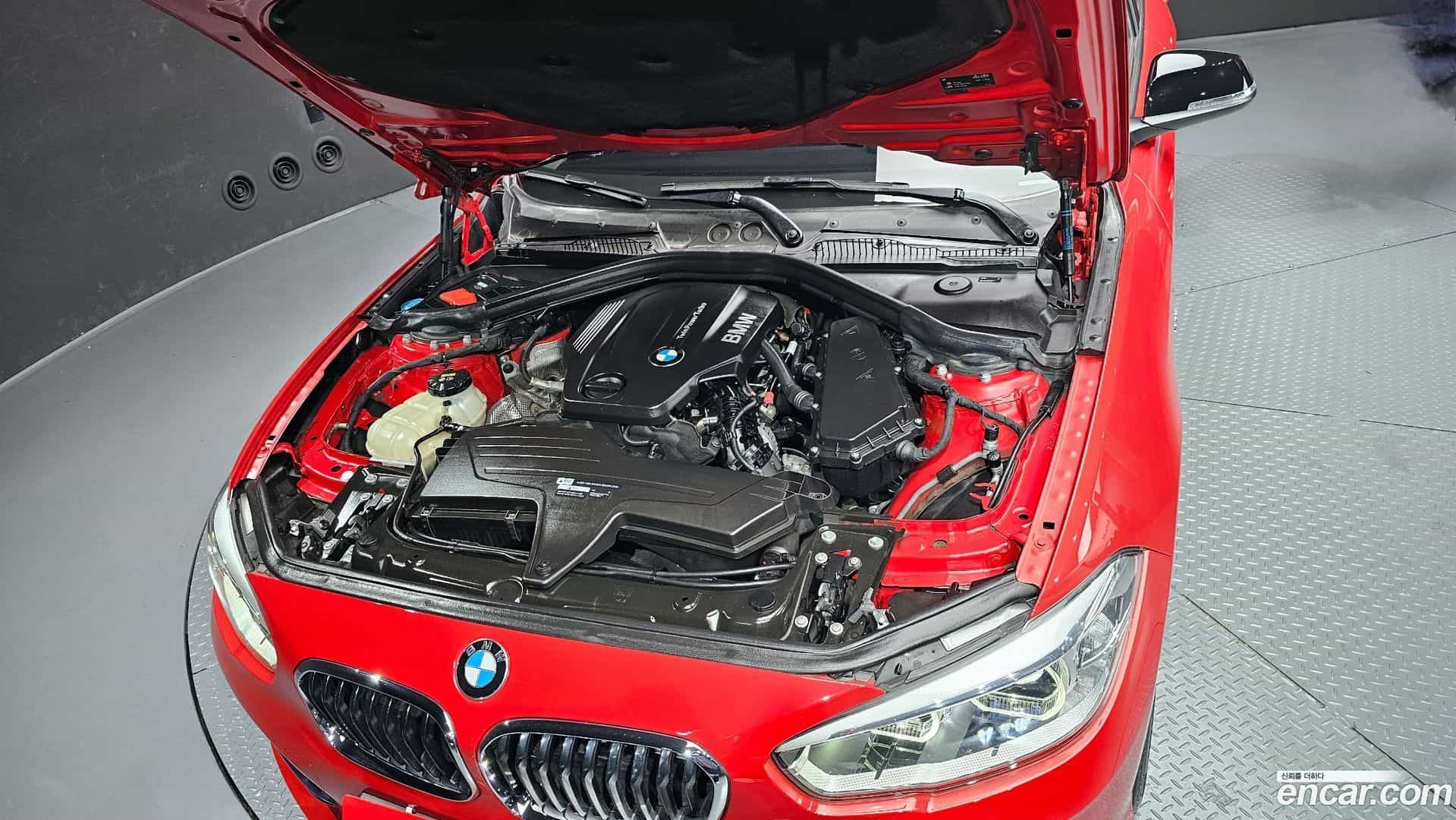 1-Series BMW 2017.6-INNER-006