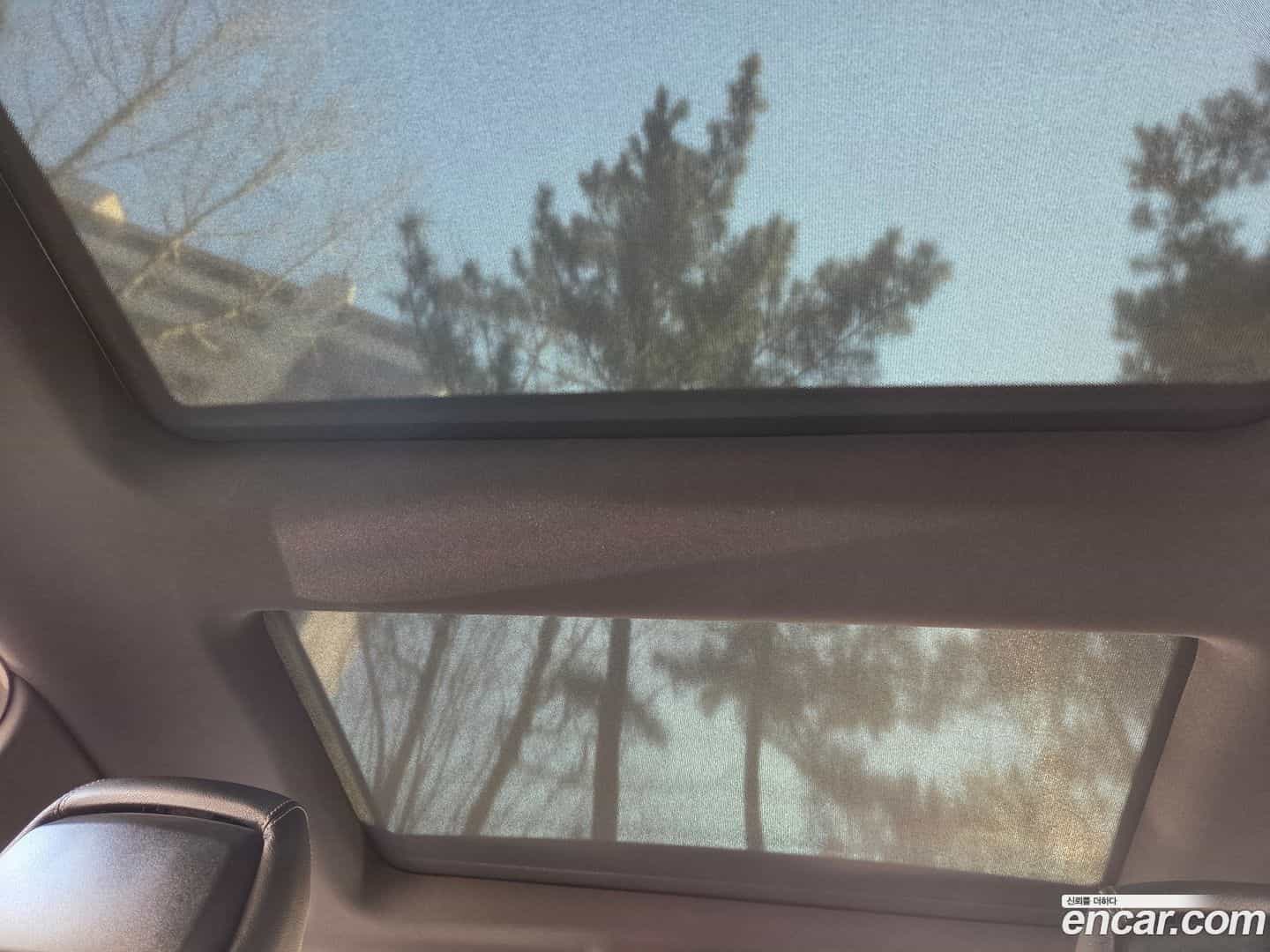 E-Class Mercedes-Benz 2013.10-OPTION-016