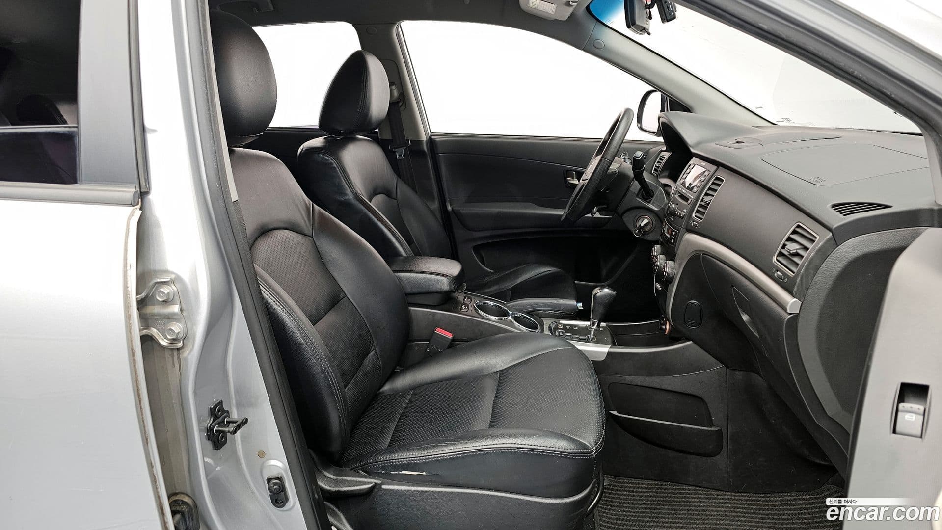 Main__Slider__Photo:KORANDO KG_Mobility_Ssangyong 2012.2-9