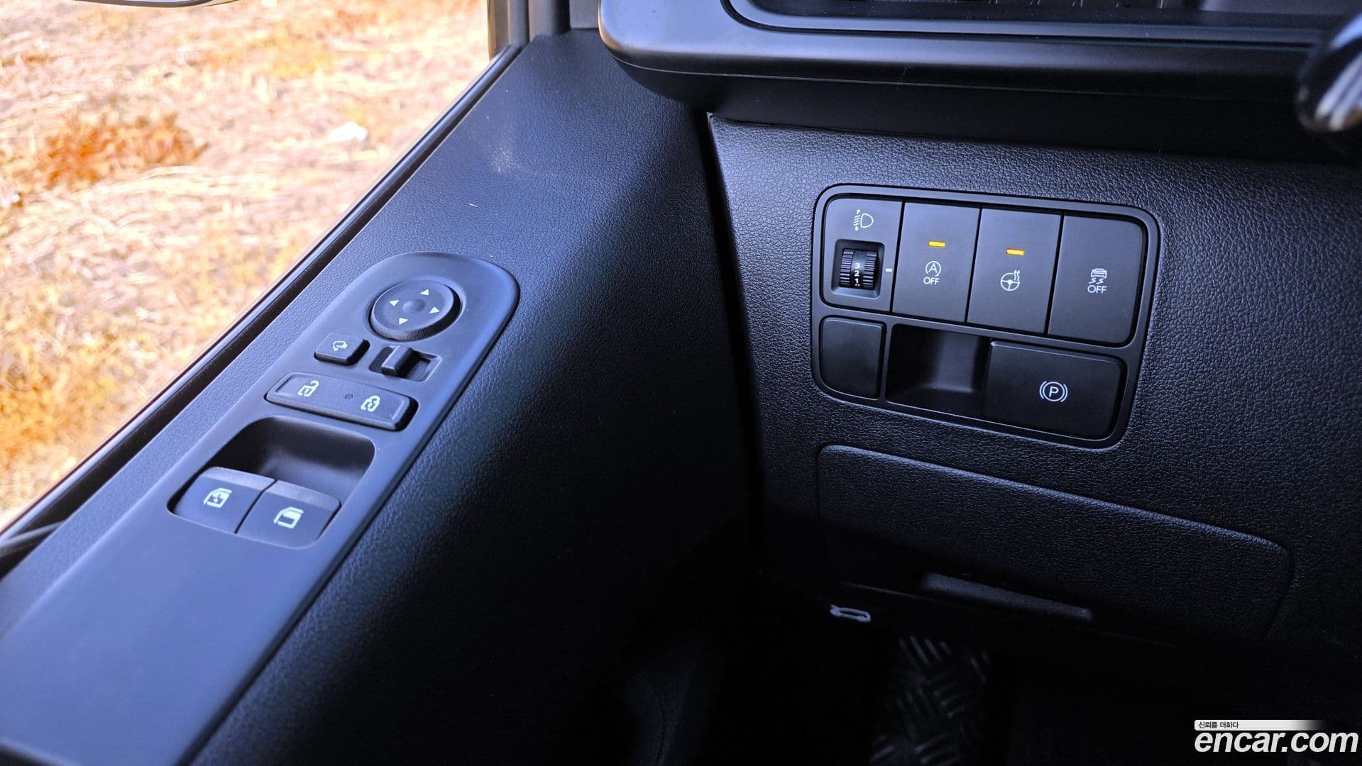 Main__Slider__Photo:Staria Hyundai 2023.3-17