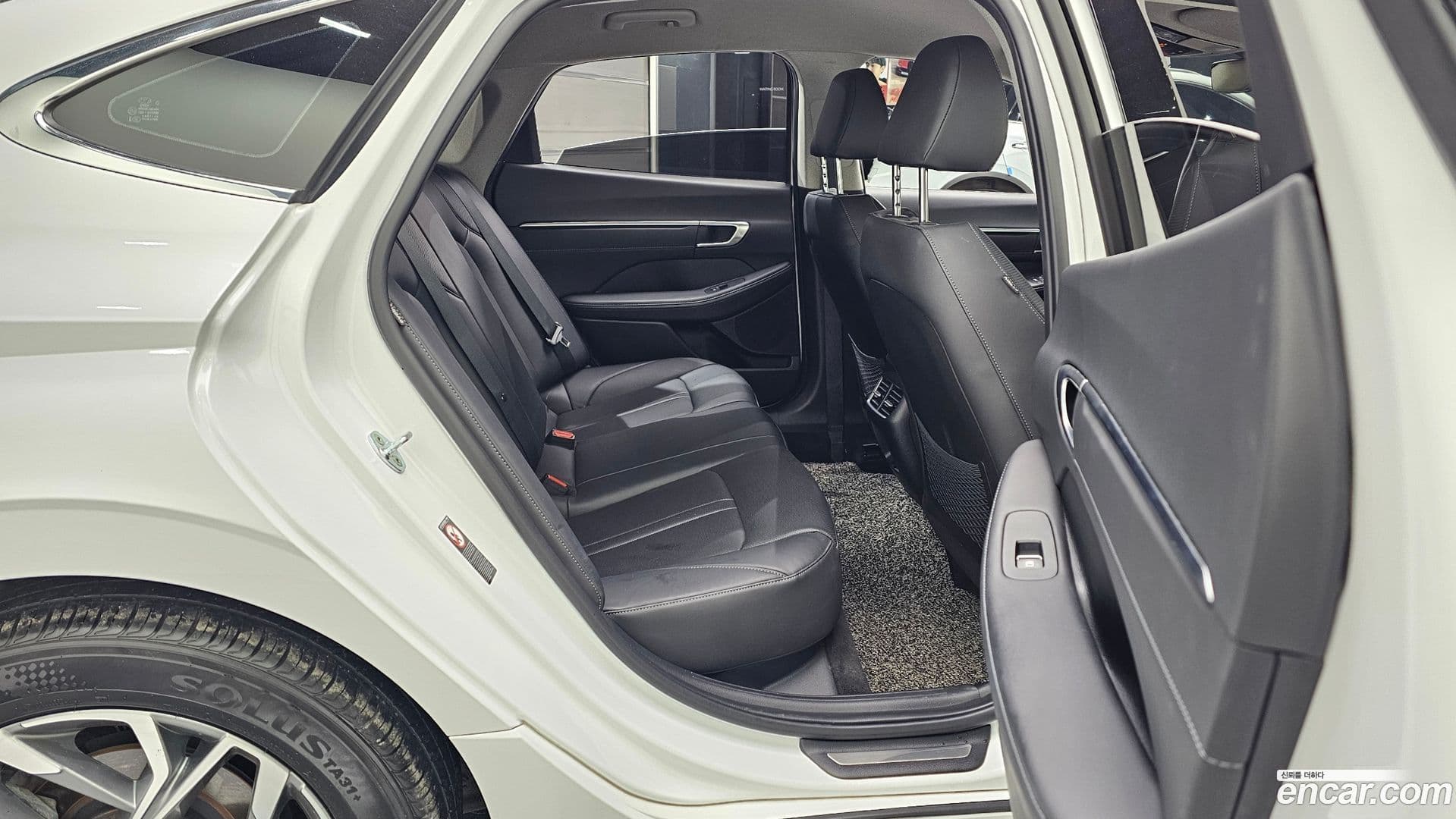 Main__Slider__Photo:Sonata Hyundai 2022.4-11