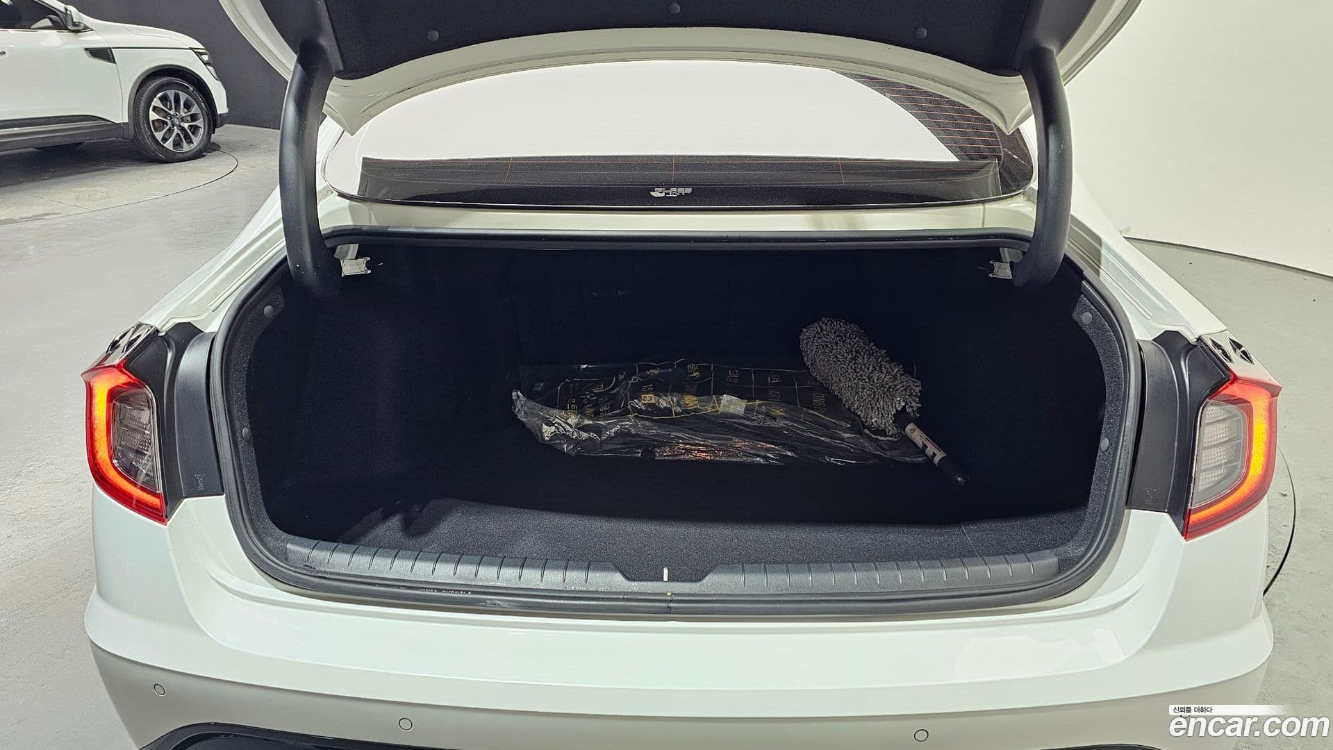 Main__Slider__Photo:Sonata Hyundai 2022.4-19