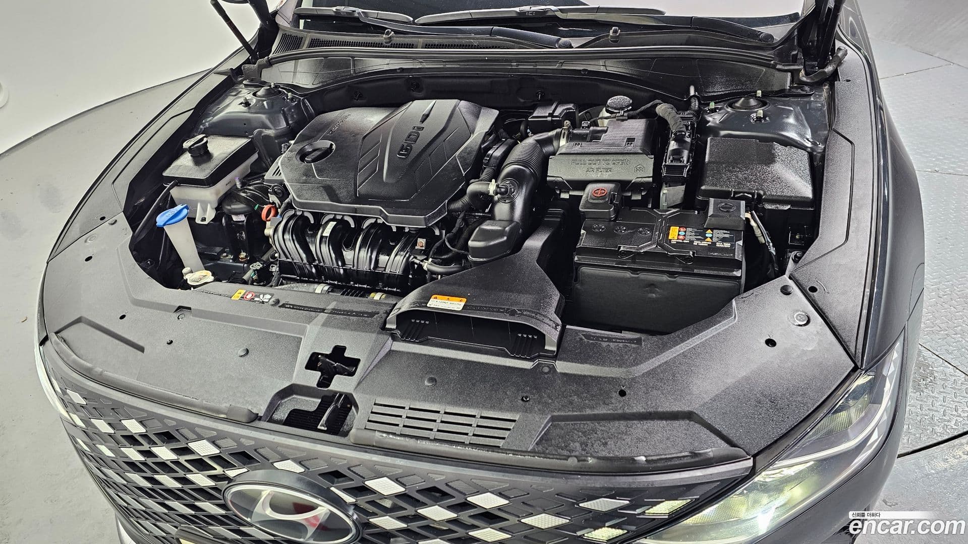 Main__Slider__Photo:Grandeur Hyundai 2020.1-5