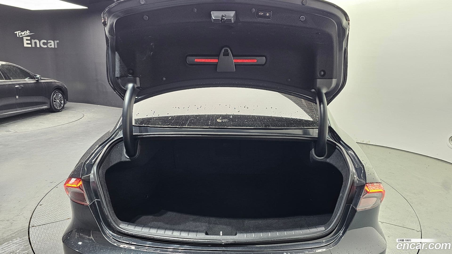 Main__Slider__Photo:Grandeur Hyundai 2020.1-19