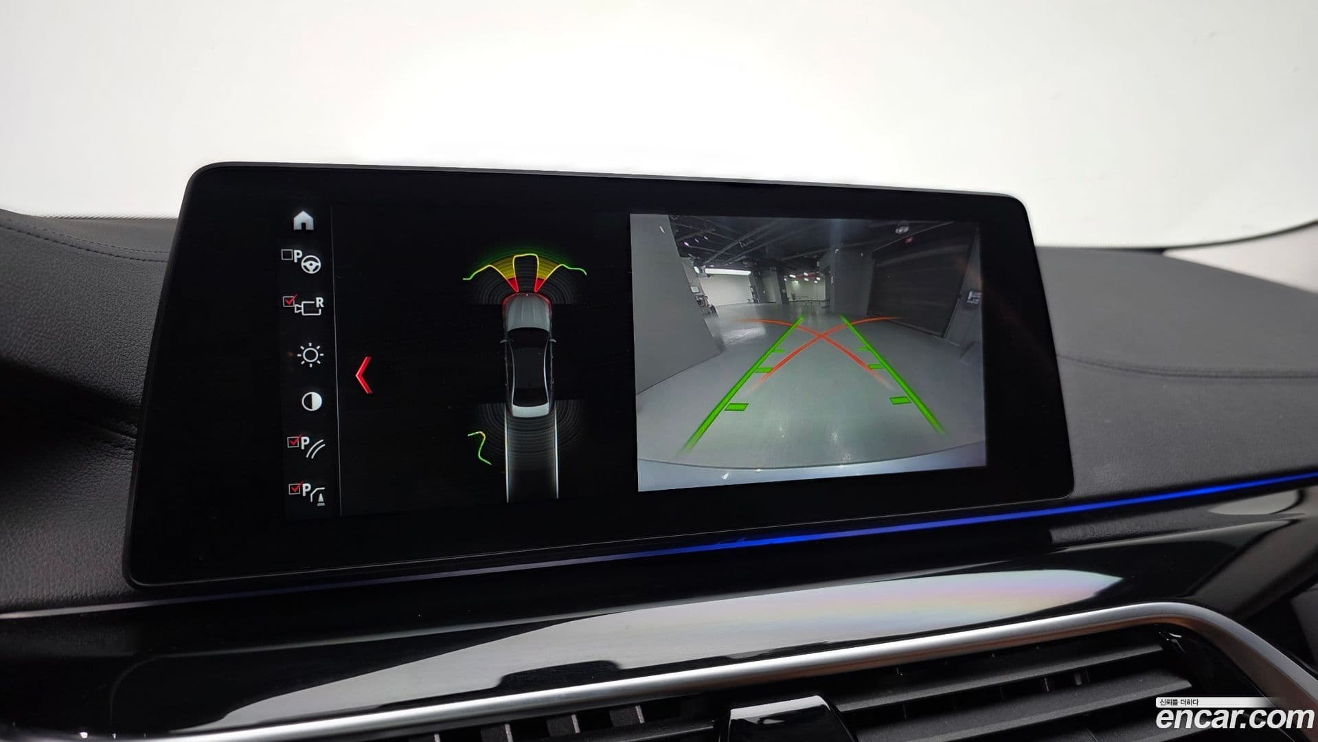 Main__Slider__Photo:5-Series BMW 2018.9-14