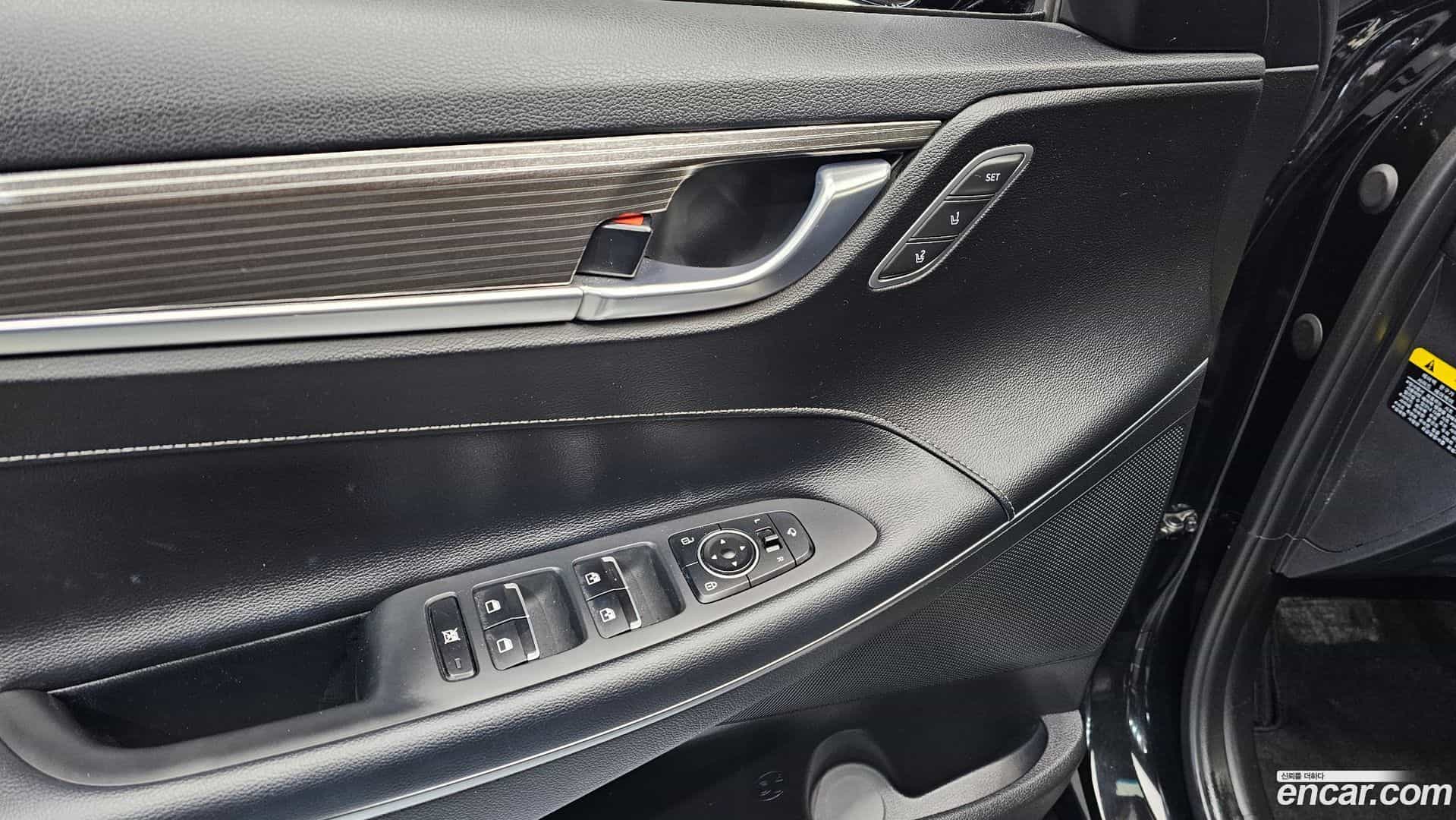 Grandeur Hyundai 2018.5-OPTION-020