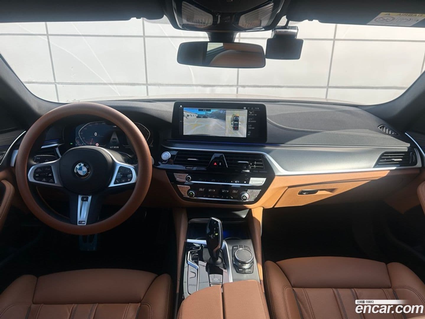 Main__Slider__Photo:5-Series BMW 2023.3-6