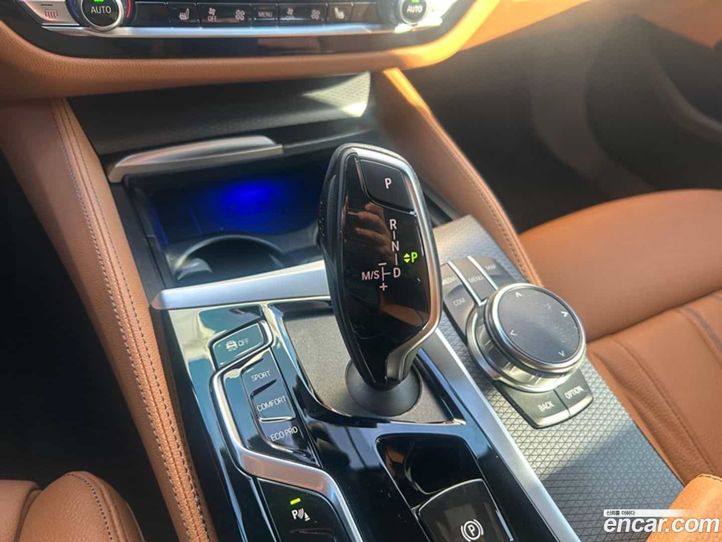 5-Series BMW 2023.3-INNER-009