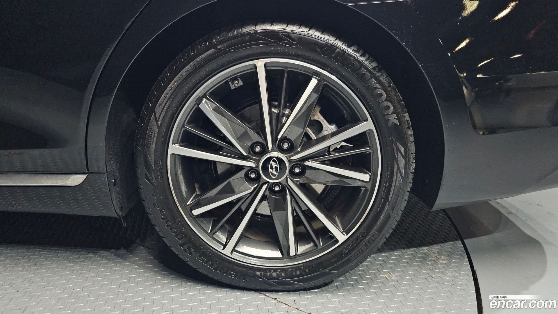 Main__Slider__Photo:Grandeur Hyundai 2021.11-4