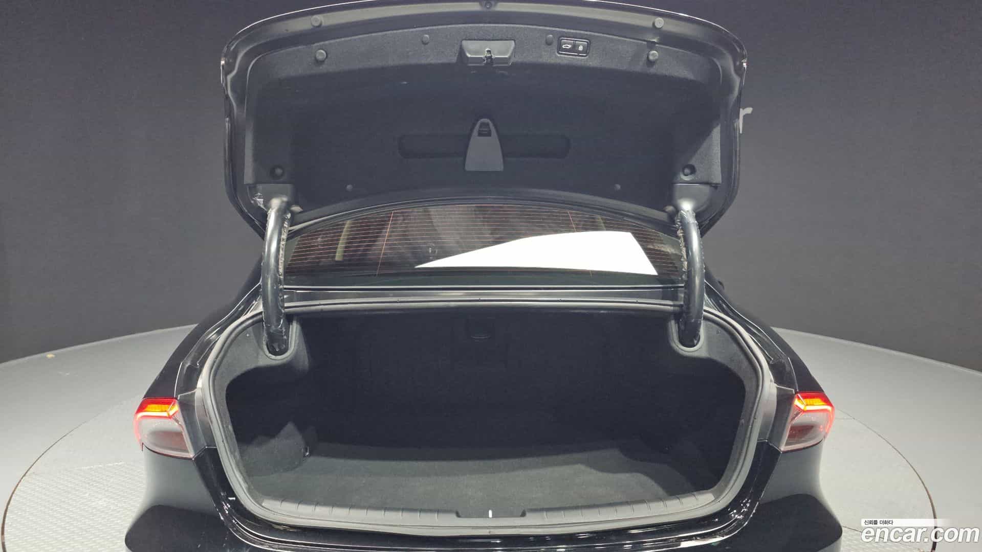 Grandeur Hyundai 2021.11-OPTION-024