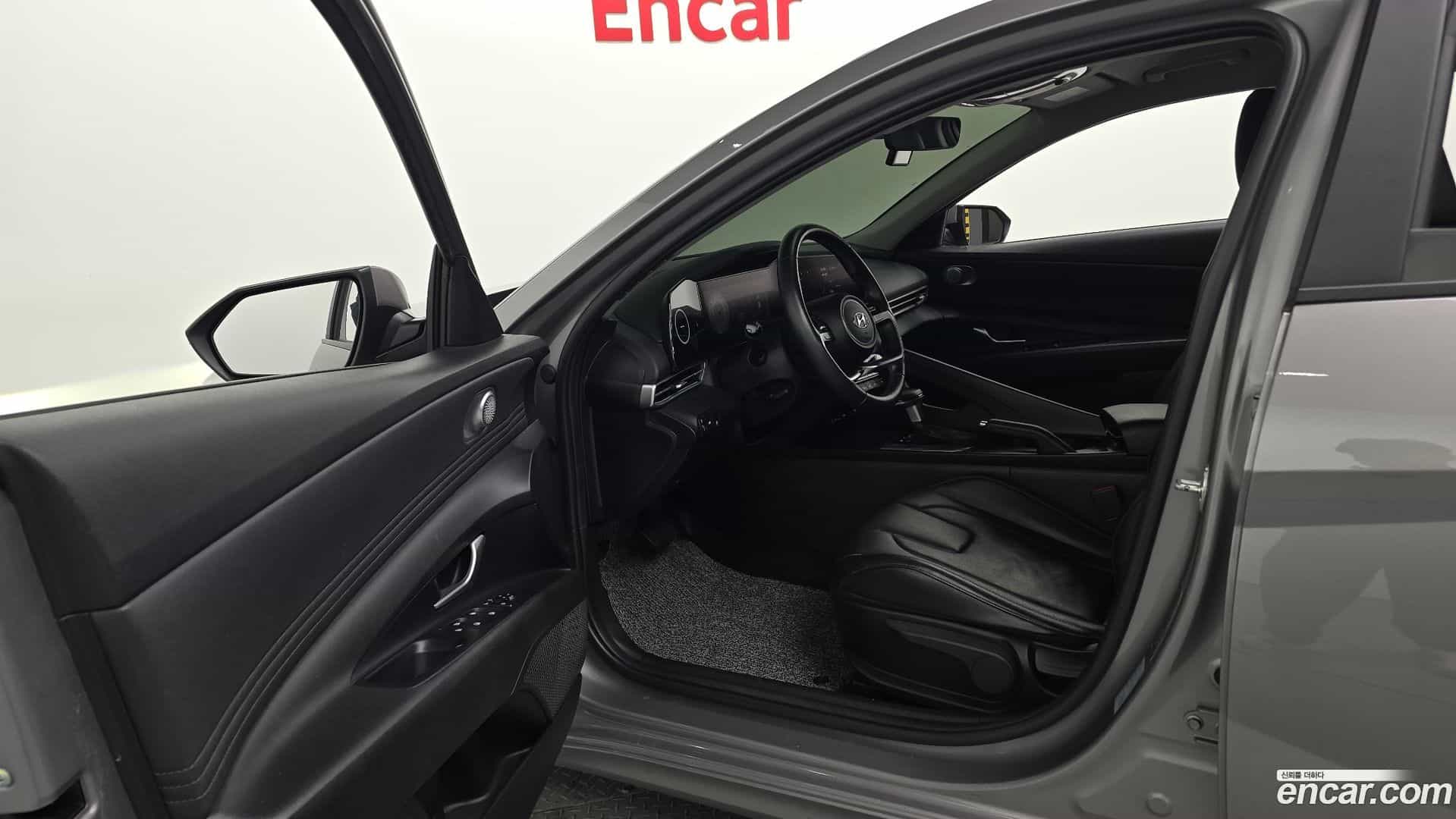 AVANTE Hyundai 2022.0-INNER-010