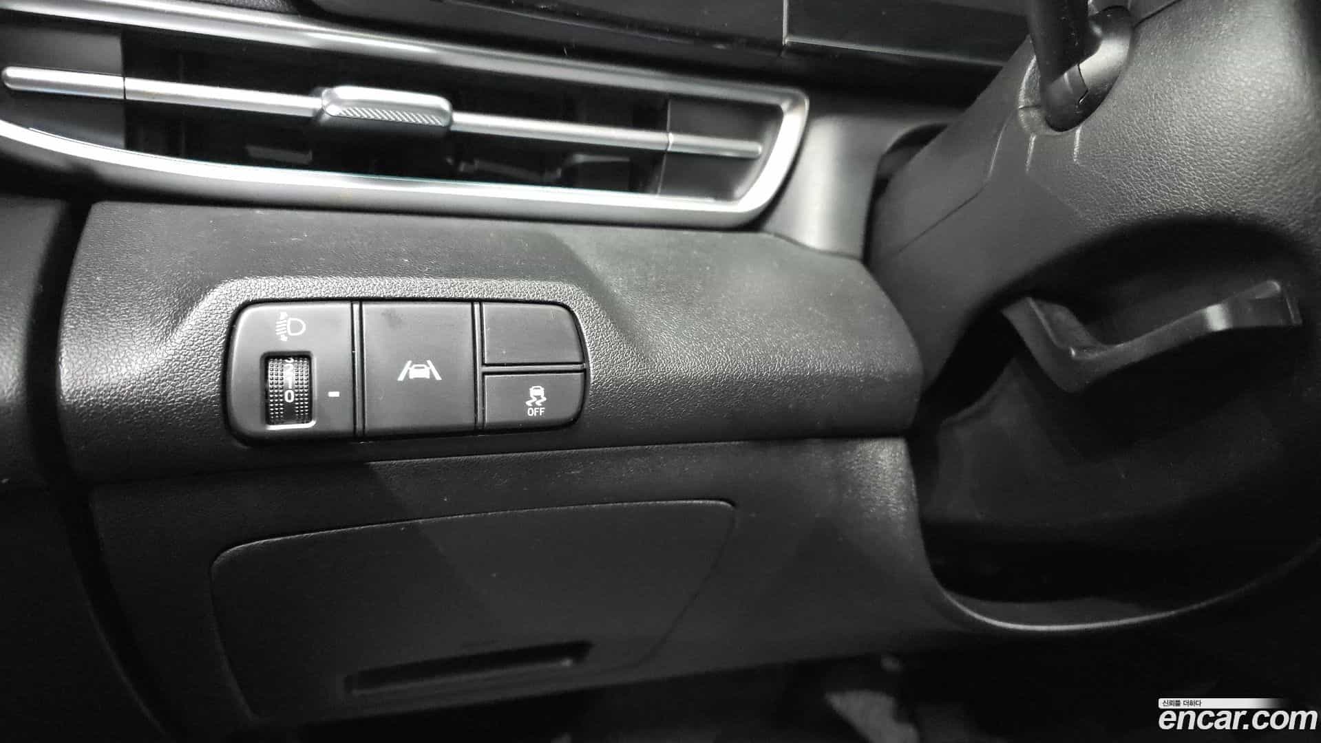 AVANTE Hyundai 2022.0-OPTION-021