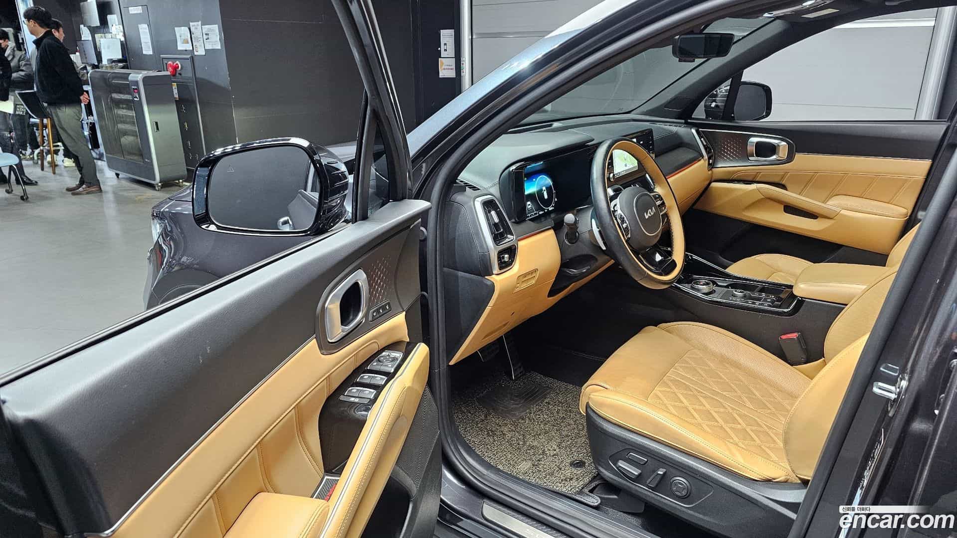 Sorento Kia 2021.2-INNER-010