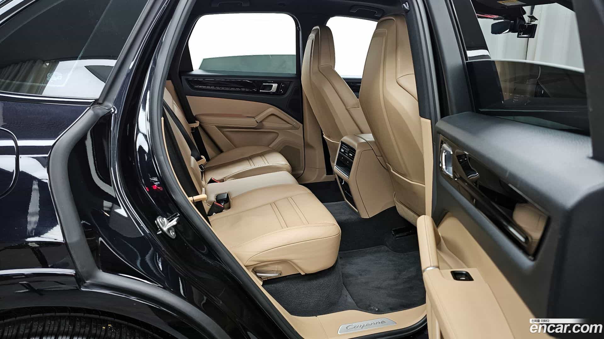 Cayenne Porsche 2019.3-OPTION-016