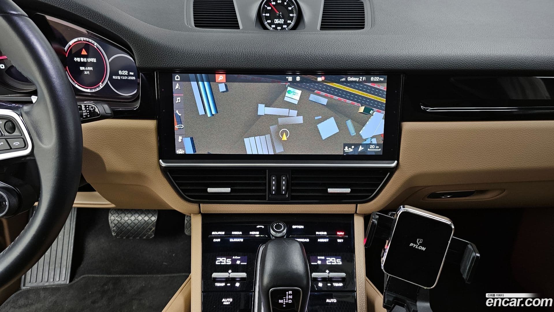 Main__Slider__Photo:Cayenne Porsche 2019.3-13