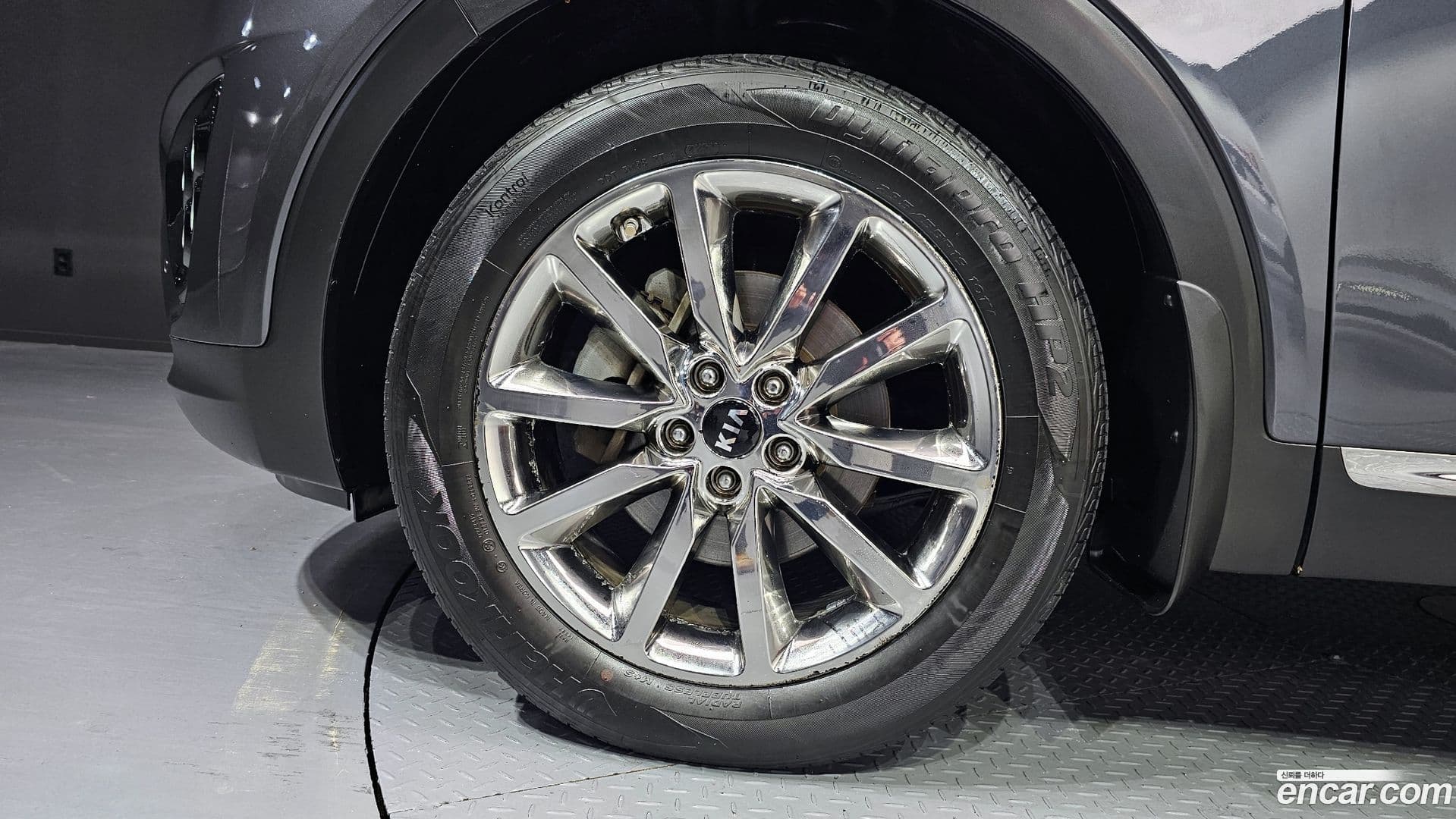 Main__Slider__Photo:Sorento Kia 2016.3-4