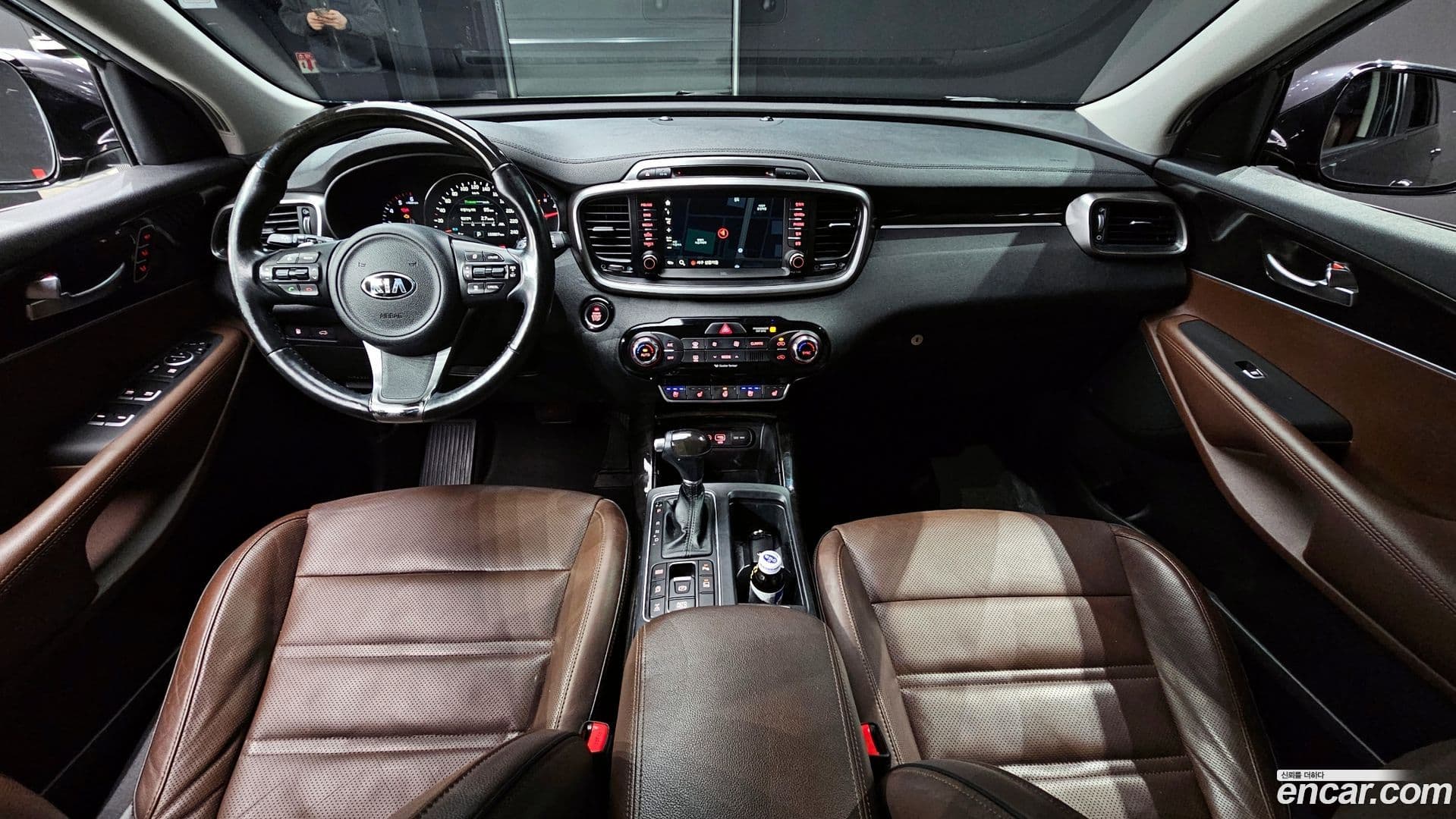 Main__Slider__Photo:Sorento Kia 2016.3-6