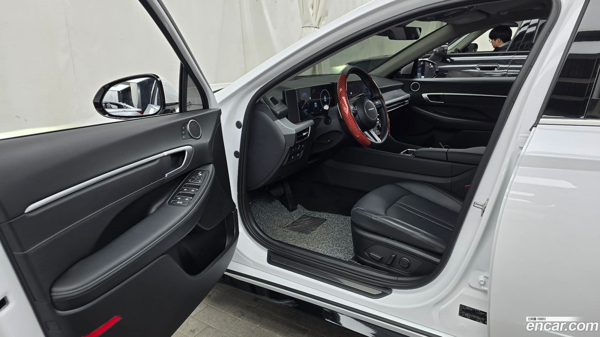 Main__Slider__Photo:Sonata Hyundai 2025.9-9