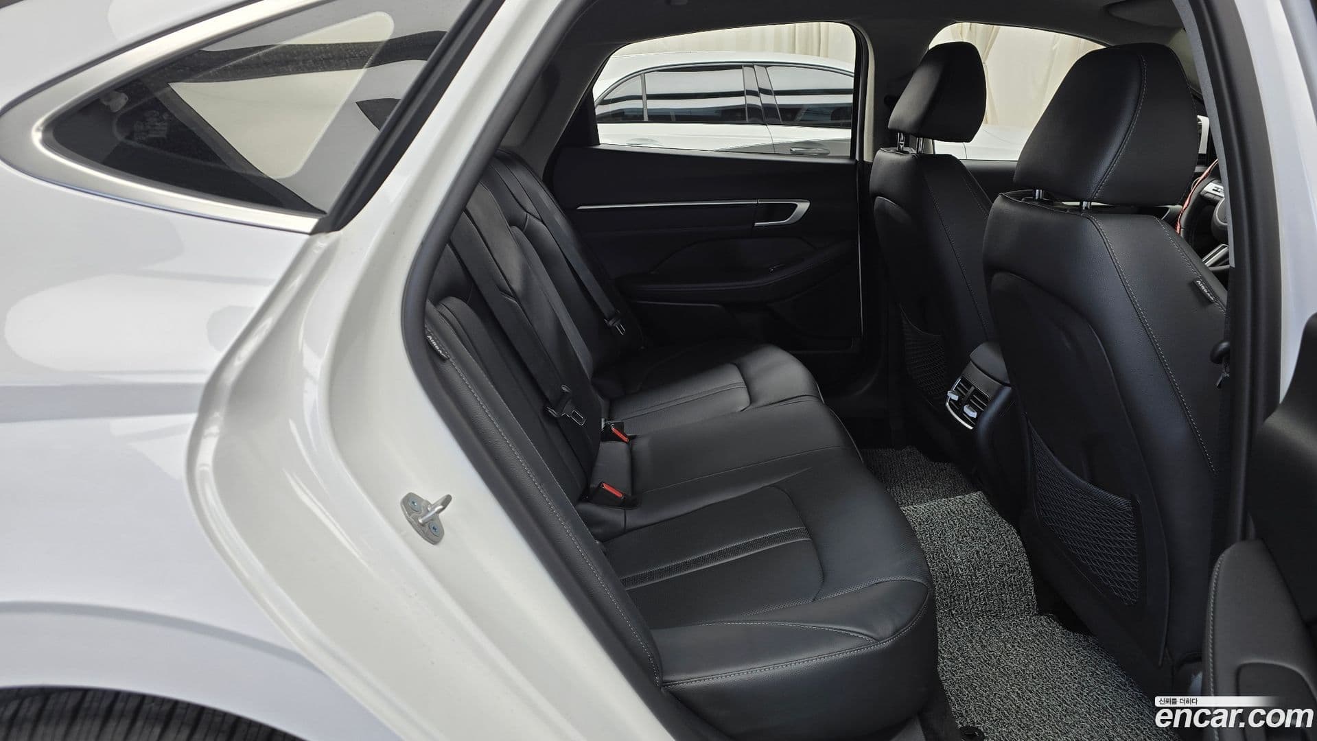 Main__Slider__Photo:Sonata Hyundai 2025.9-11