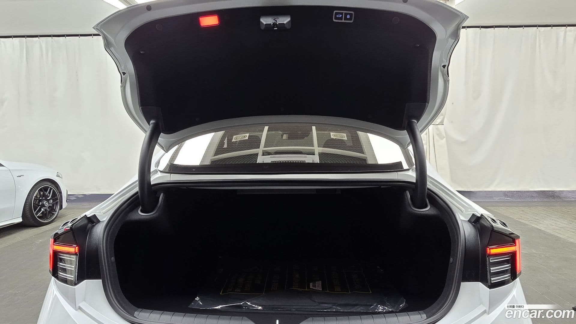 Main__Slider__Photo:Sonata Hyundai 2025.9-19