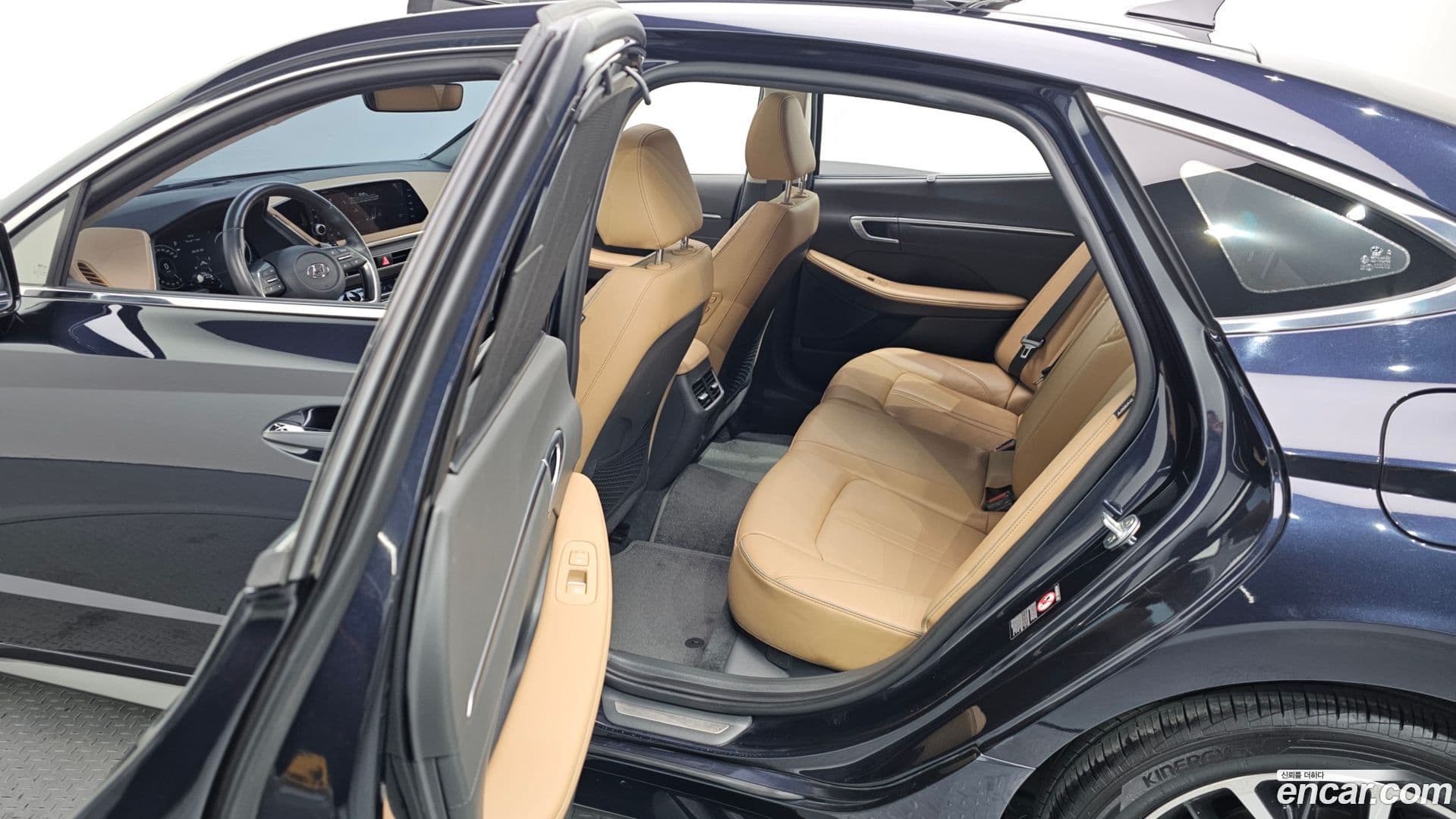 Main__Slider__Photo:Sonata Hyundai 2020.6-12