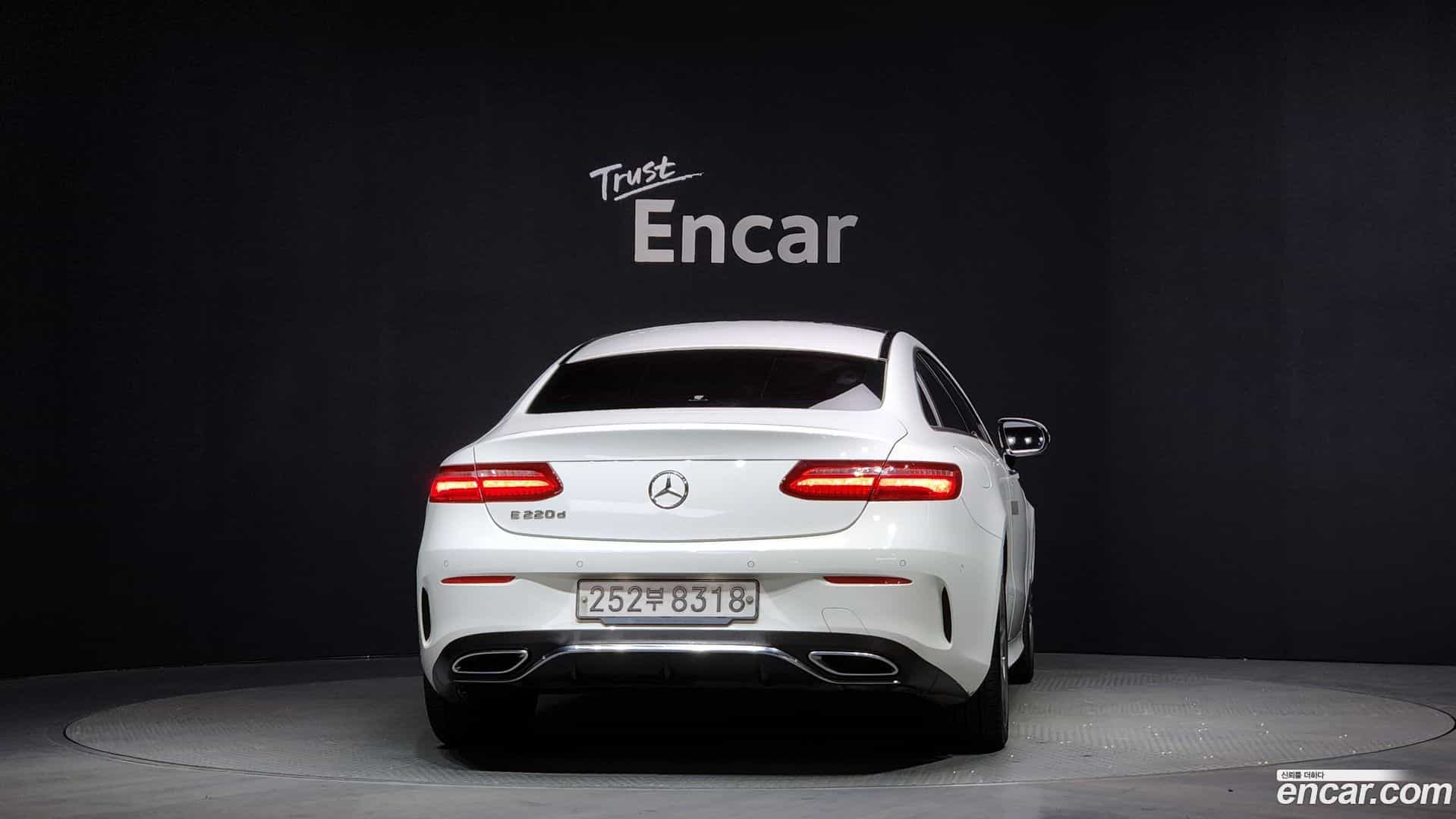 E-Class Mercedes-Benz 2020.4-OUTER-004