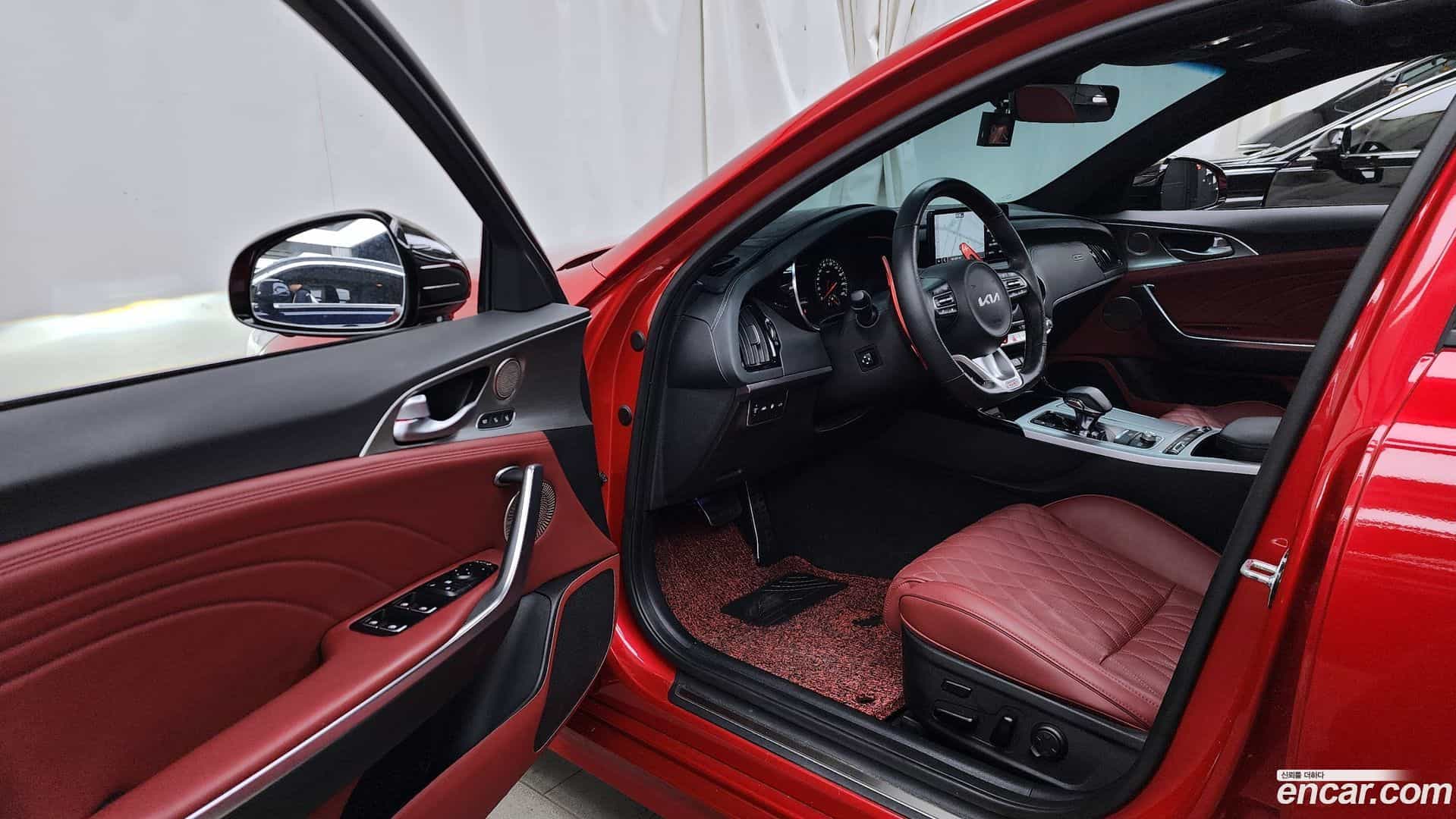 Stinger Kia 2022.1-INNER-010