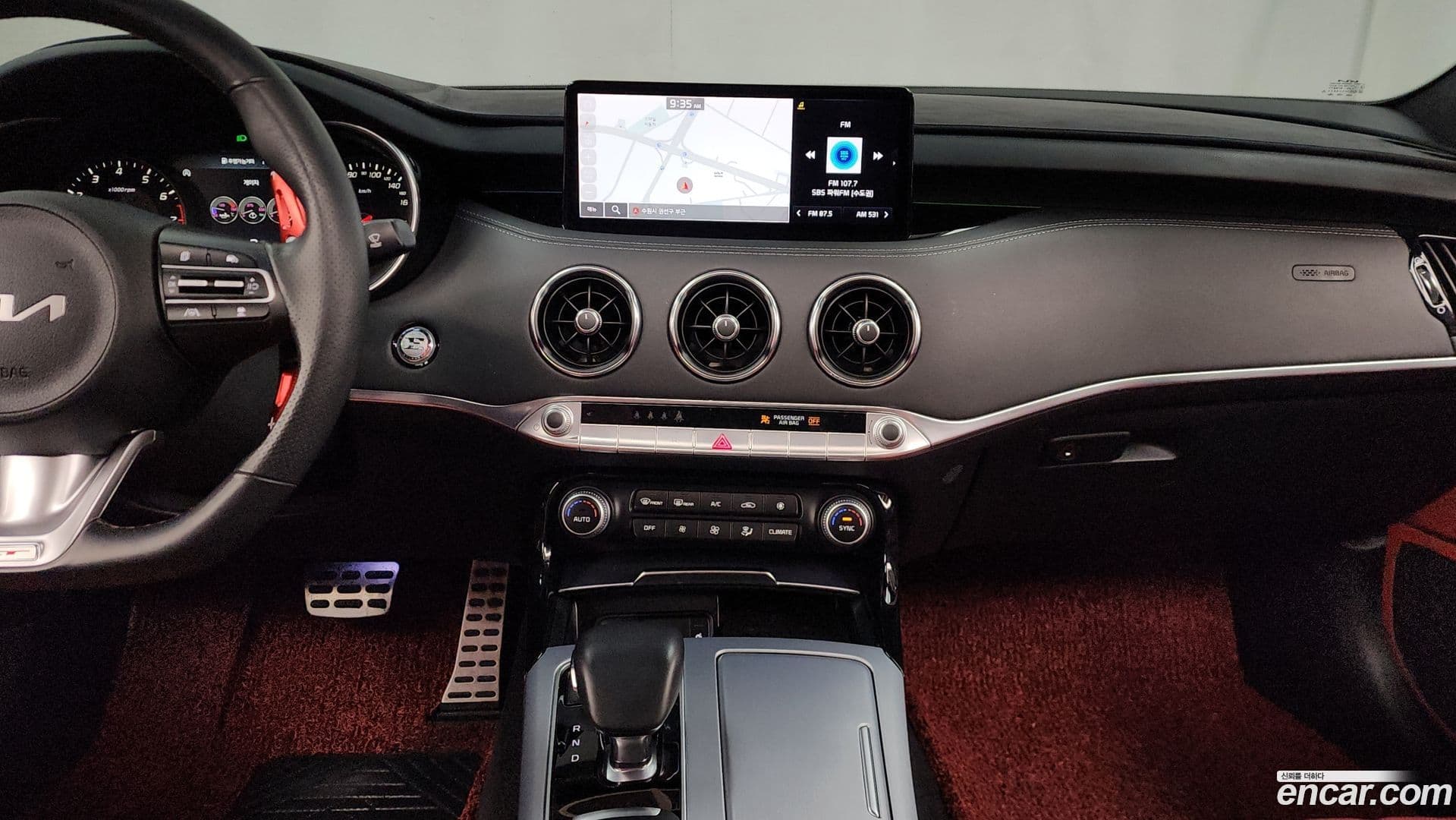 Main__Slider__Photo:Stinger Kia 2022.1-13