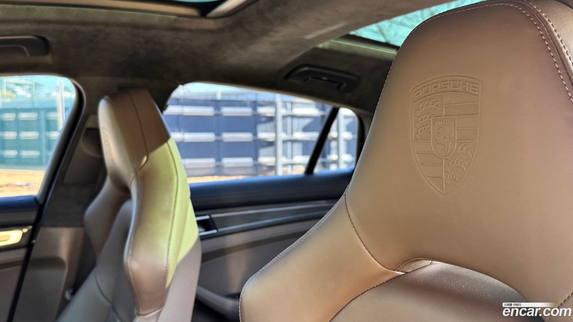 Main__Slider__Photo:Panamera Porsche 2020.10-12