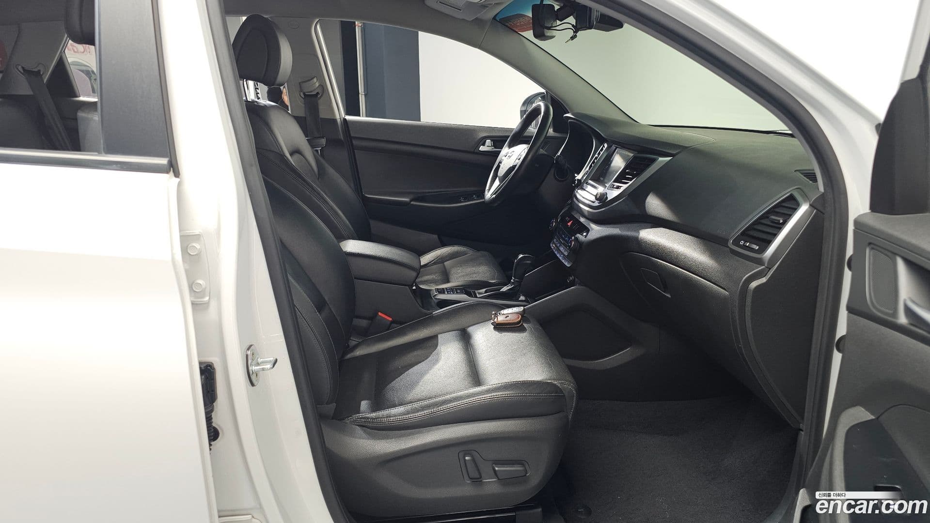 Main__Slider__Photo:Tucson Hyundai 2017.10-11