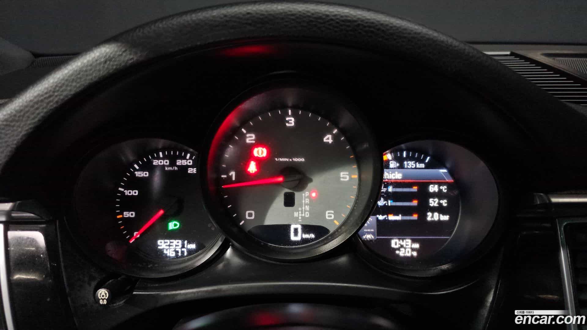 Macan Porsche 2017.11-INNER-008