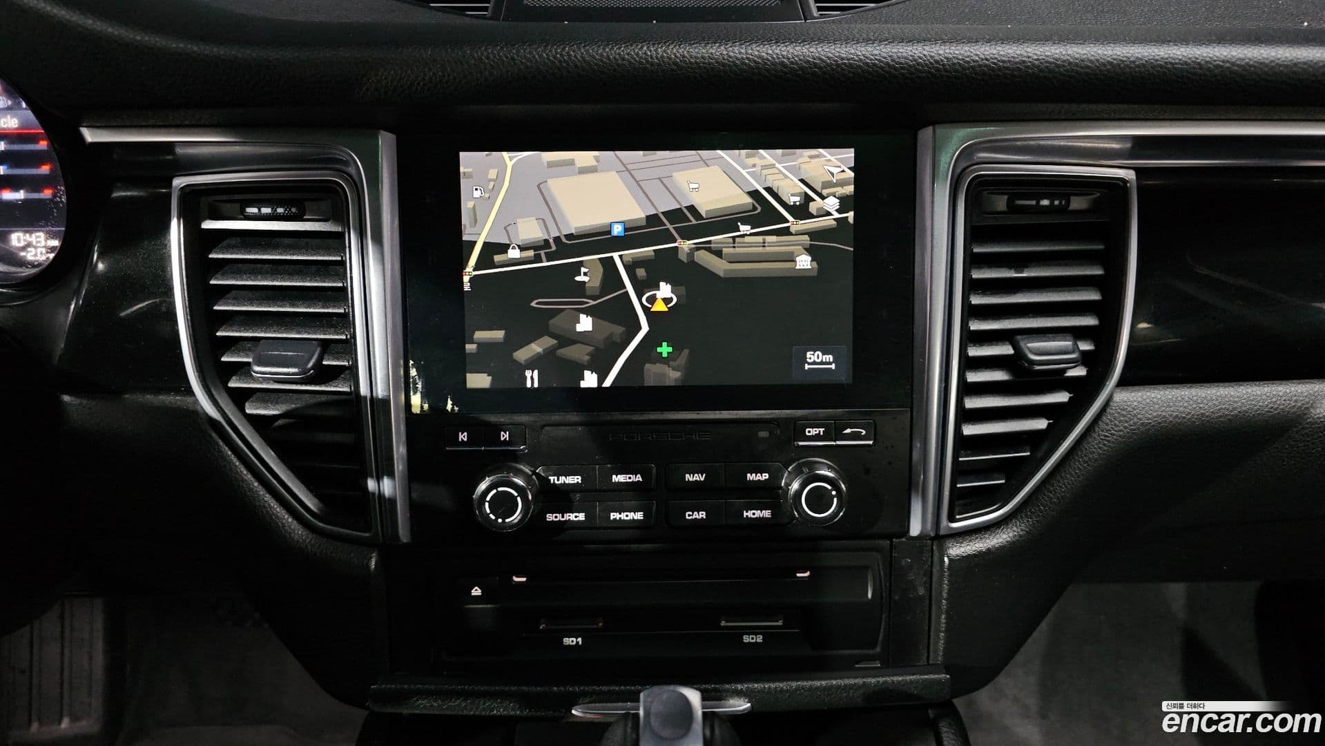 Main__Slider__Photo:Macan Porsche 2017.11-11