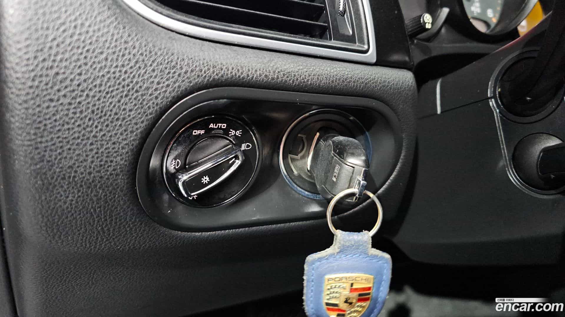 Macan Porsche 2017.11-OPTION-018