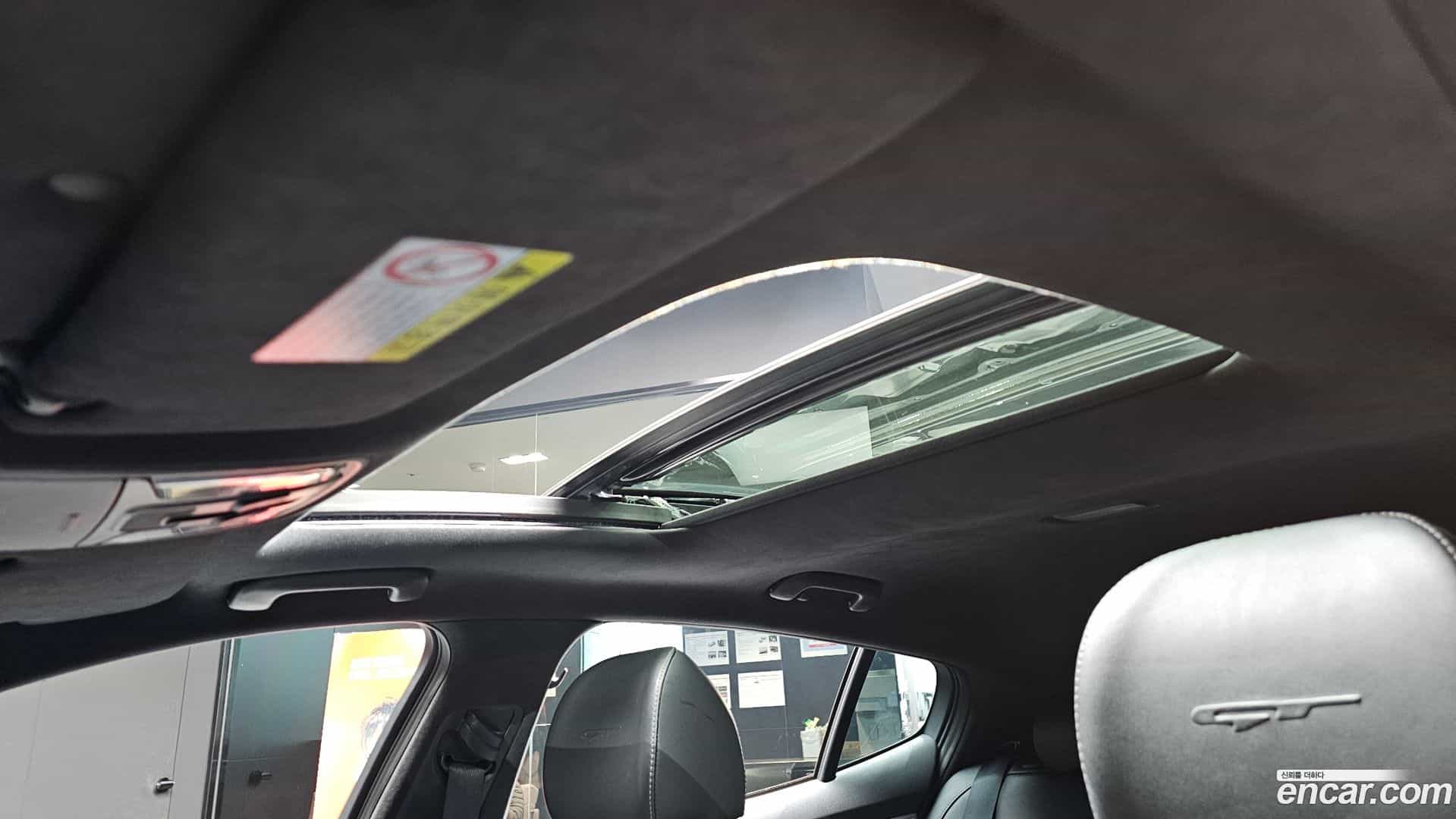 Stinger Kia 2019.1-OPTION-024