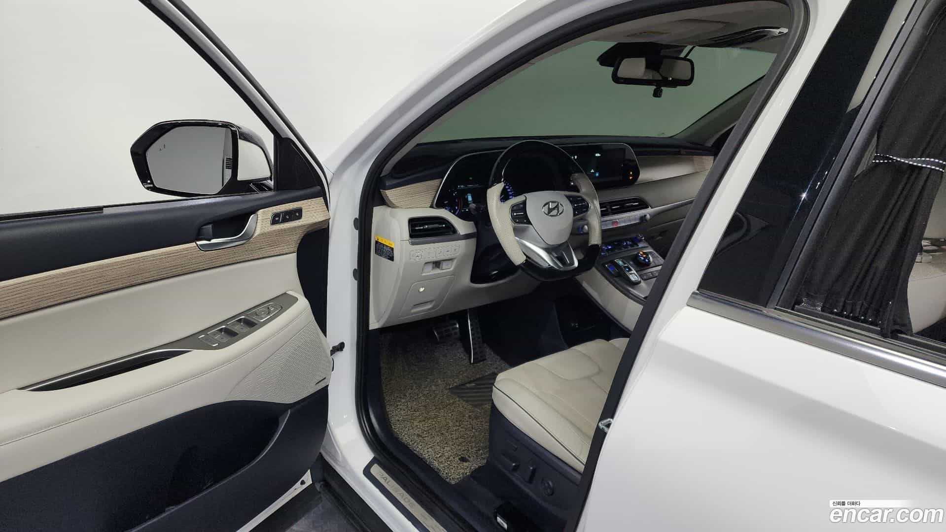 Palisade Hyundai 2019.2-INNER-010