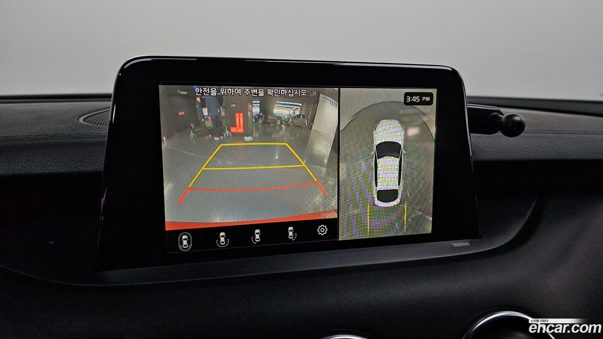 Main__Slider__Photo:Stinger Kia 2020.4-15