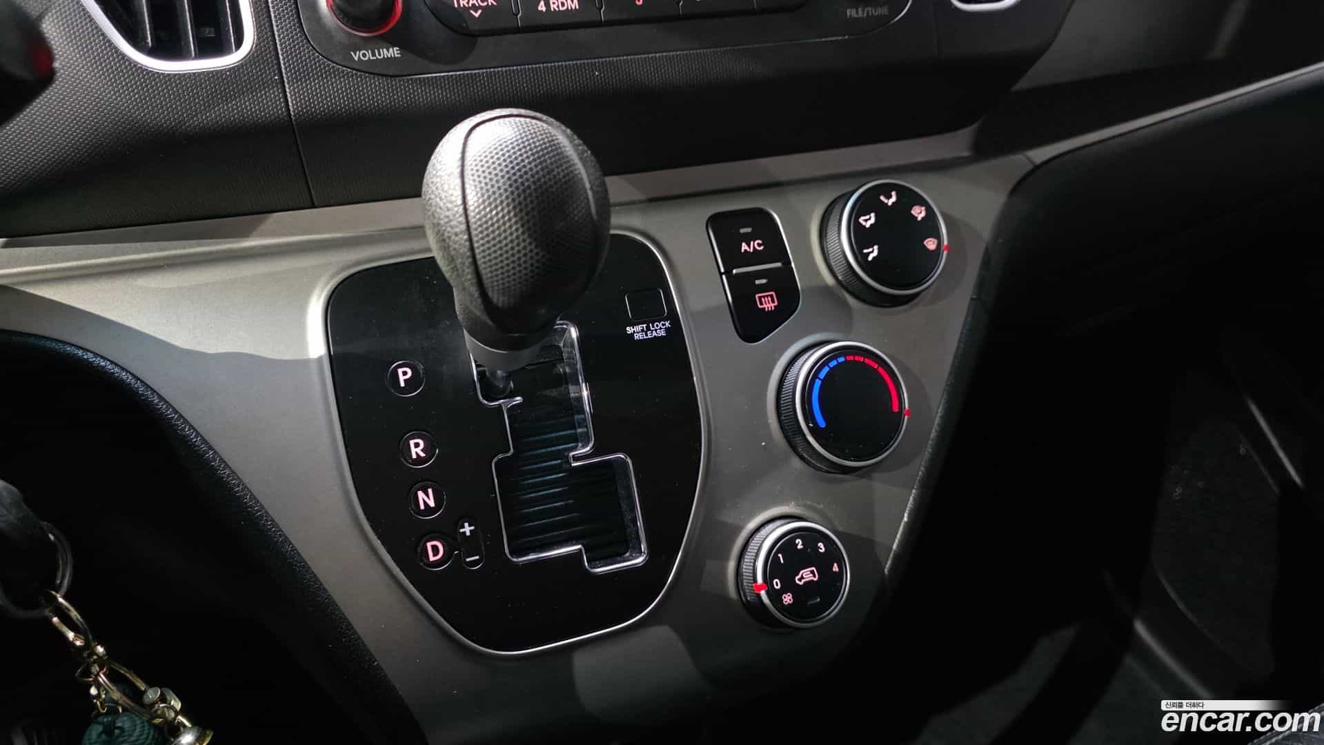 RAY Kia 2012.1-INNER-009