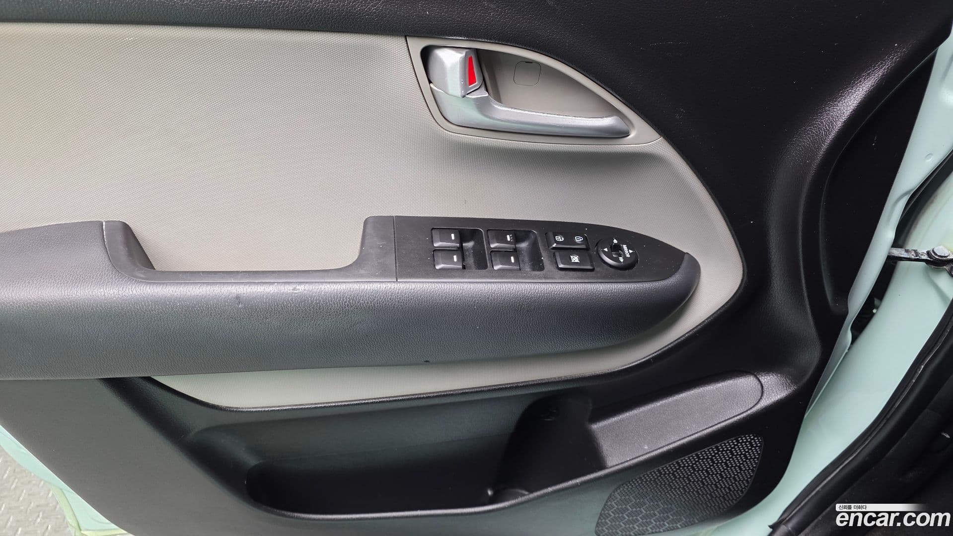 Main__Slider__Photo:RAY Kia 2012.1-17