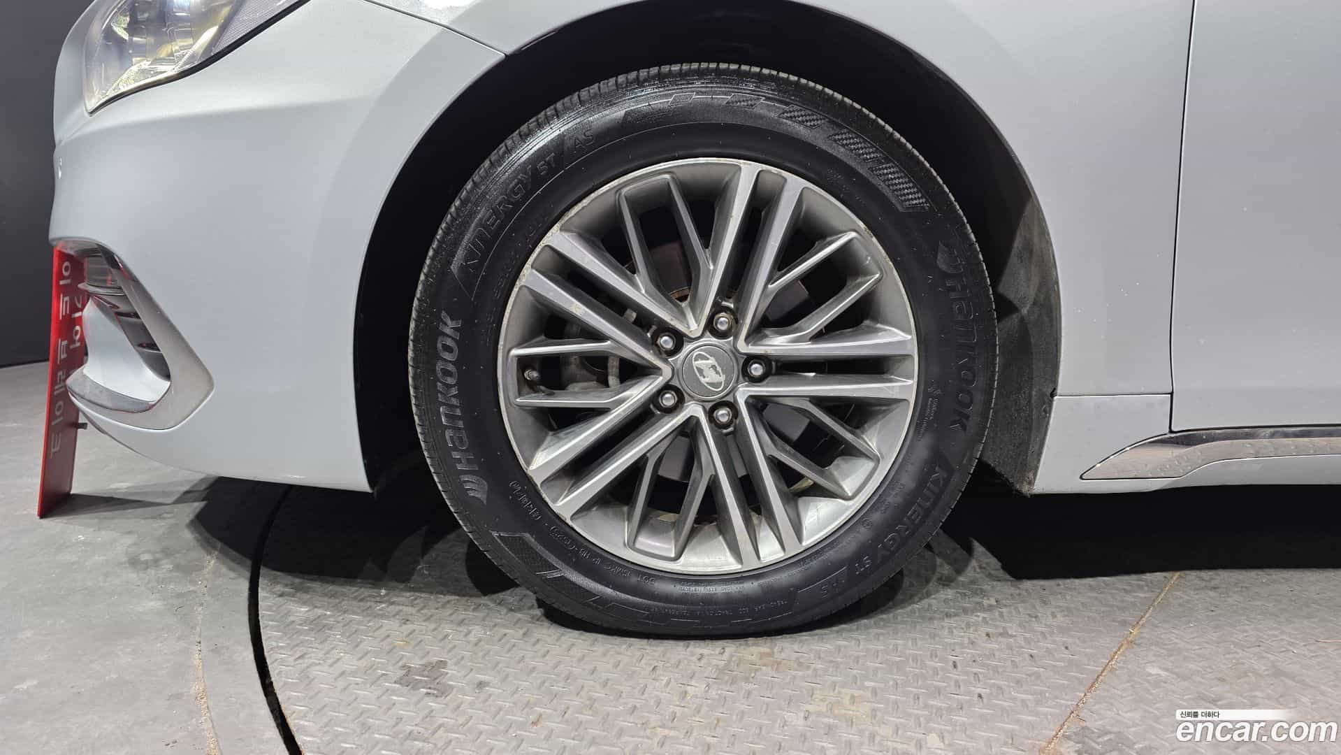 Grandeur Hyundai 2017.2-OUTER-005