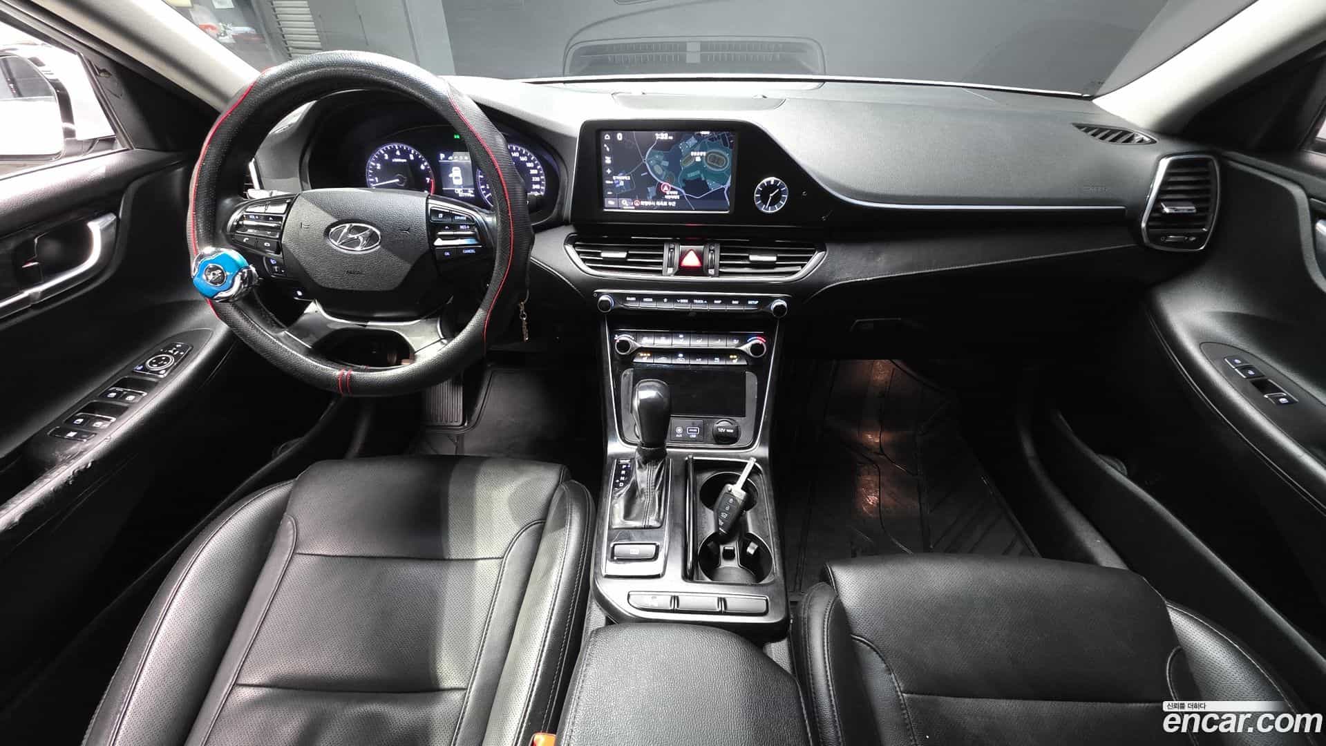 Grandeur Hyundai 2017.2-INNER-007