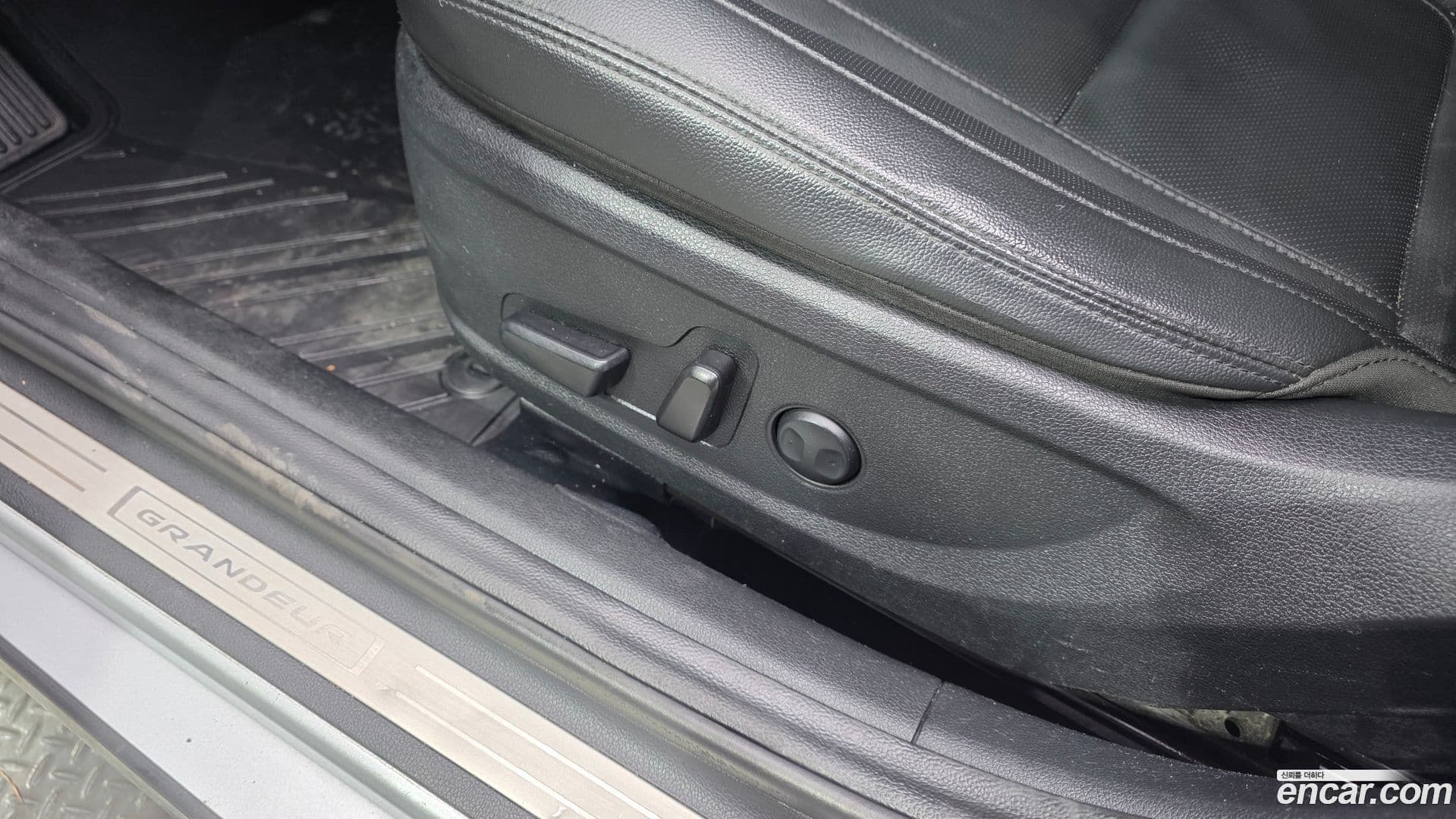 Main__Slider__Photo:Grandeur Hyundai 2017.2-16