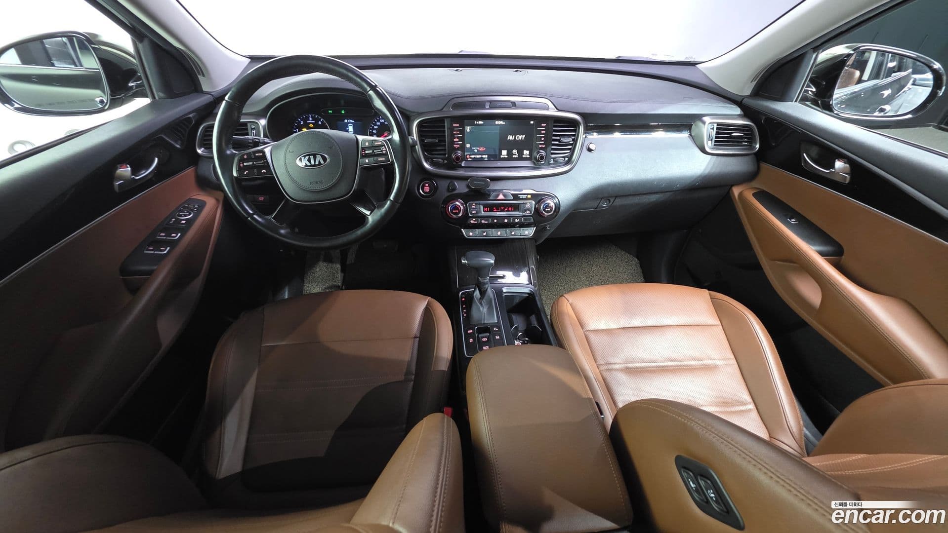 Main__Slider__Photo:Sorento Kia 2017.9-6