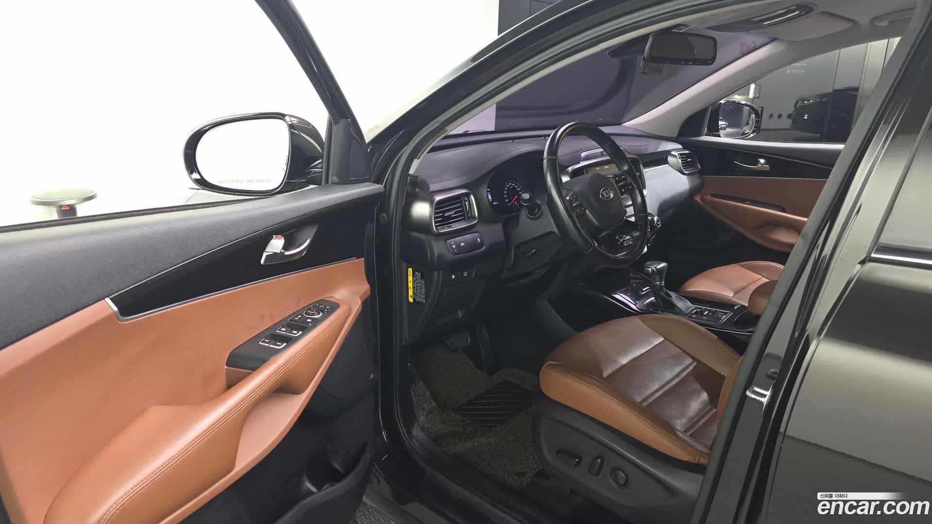 Sorento Kia 2017.9-INNER-010